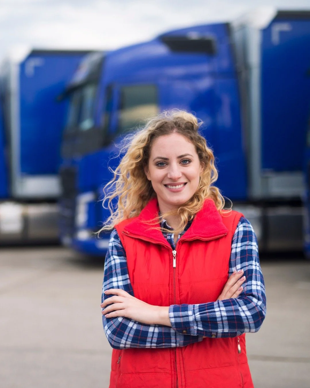 Cada uniforme est&aacute; hecho para trabajar contigo.
Confeccionamos calidad, comodidad y resistencia para que cada d&iacute;a rindas al m&aacute;ximo.
Hechos en Puebla, pensados para todo M&eacute;xico 🇲🇽 

#uniformes #confeccion #fabrica #mayori