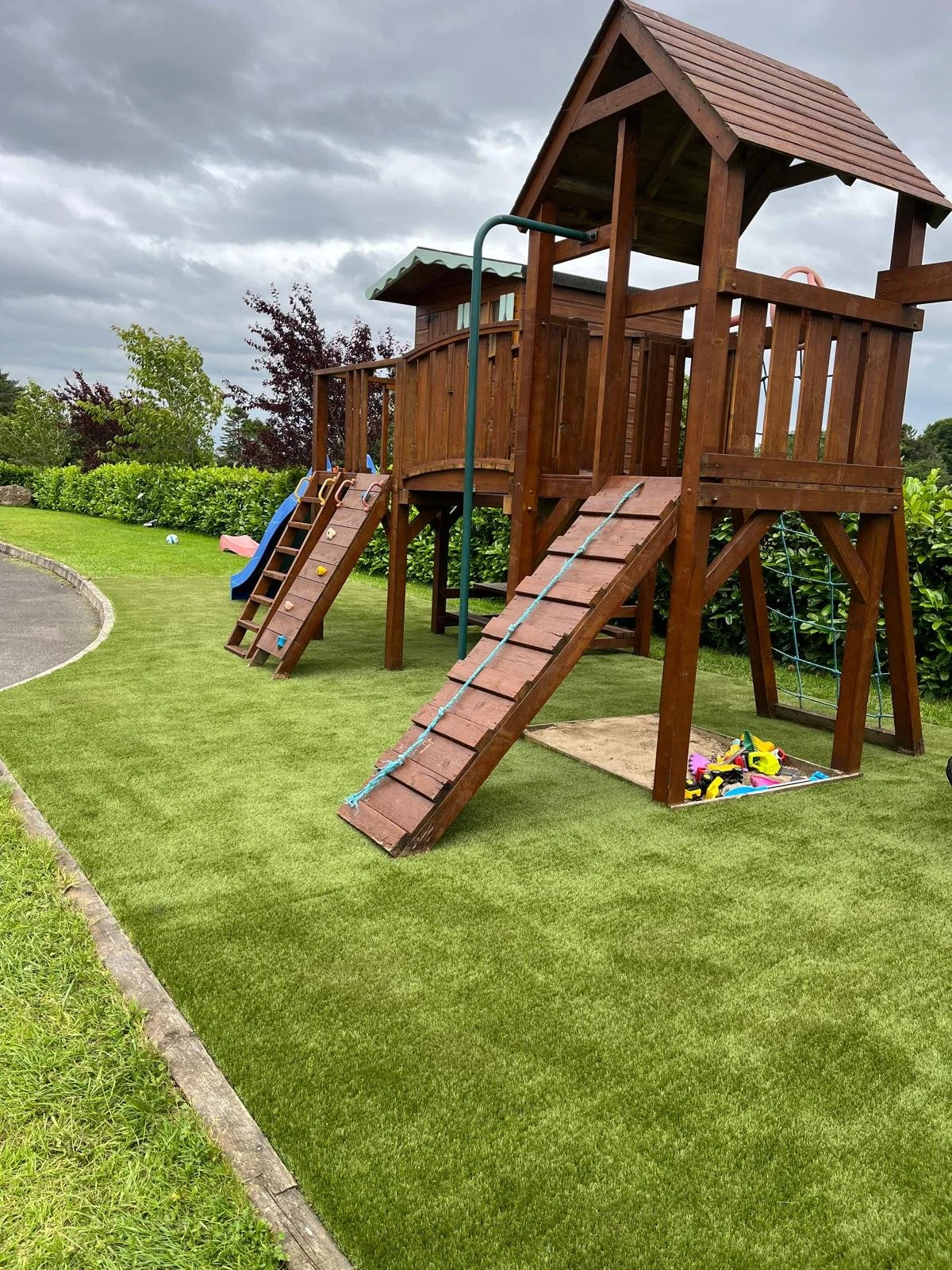 PHOTO-2025-12-10-20-17-52 8.jpg