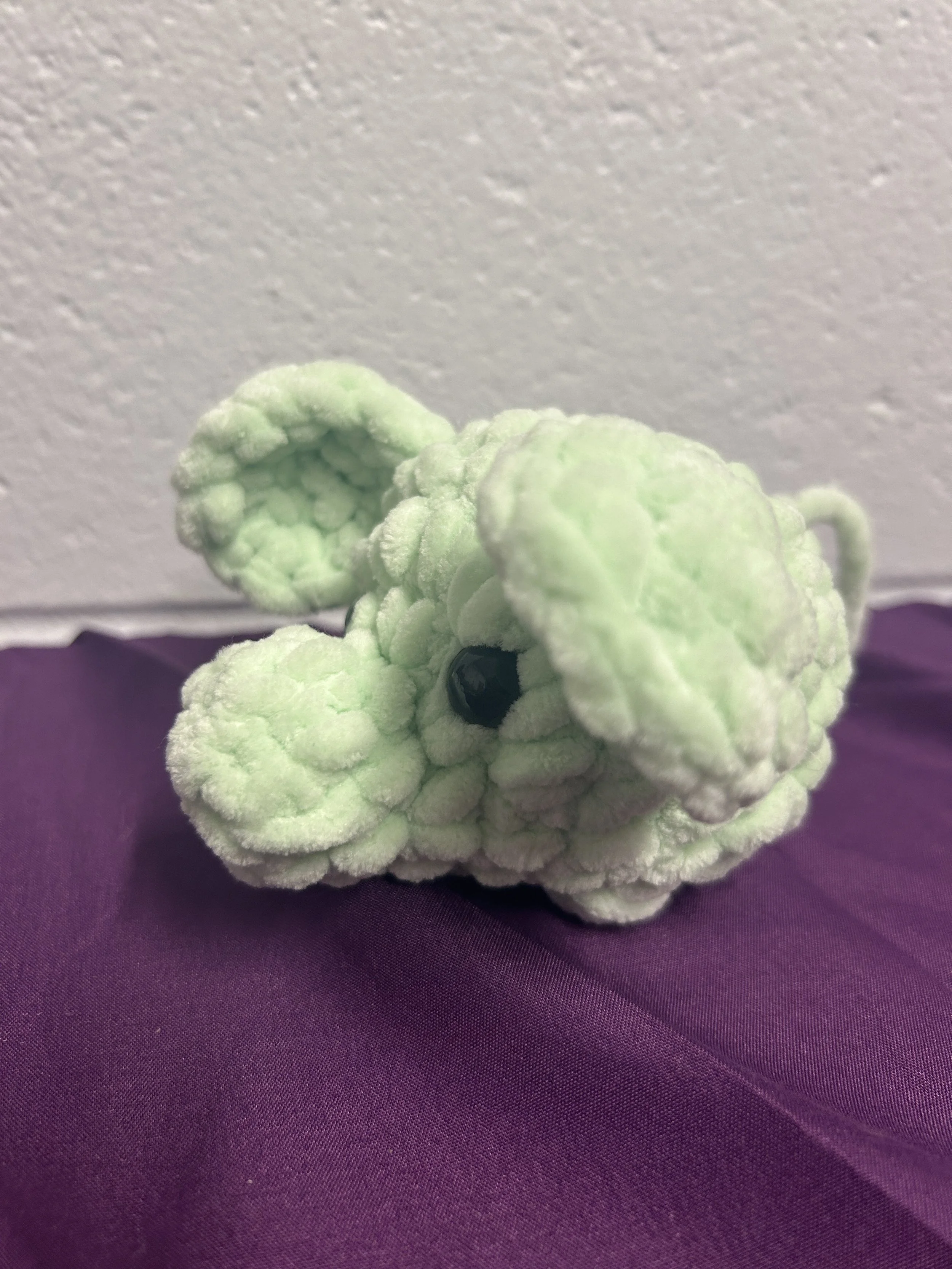 Mint crochet elephant_.jpg