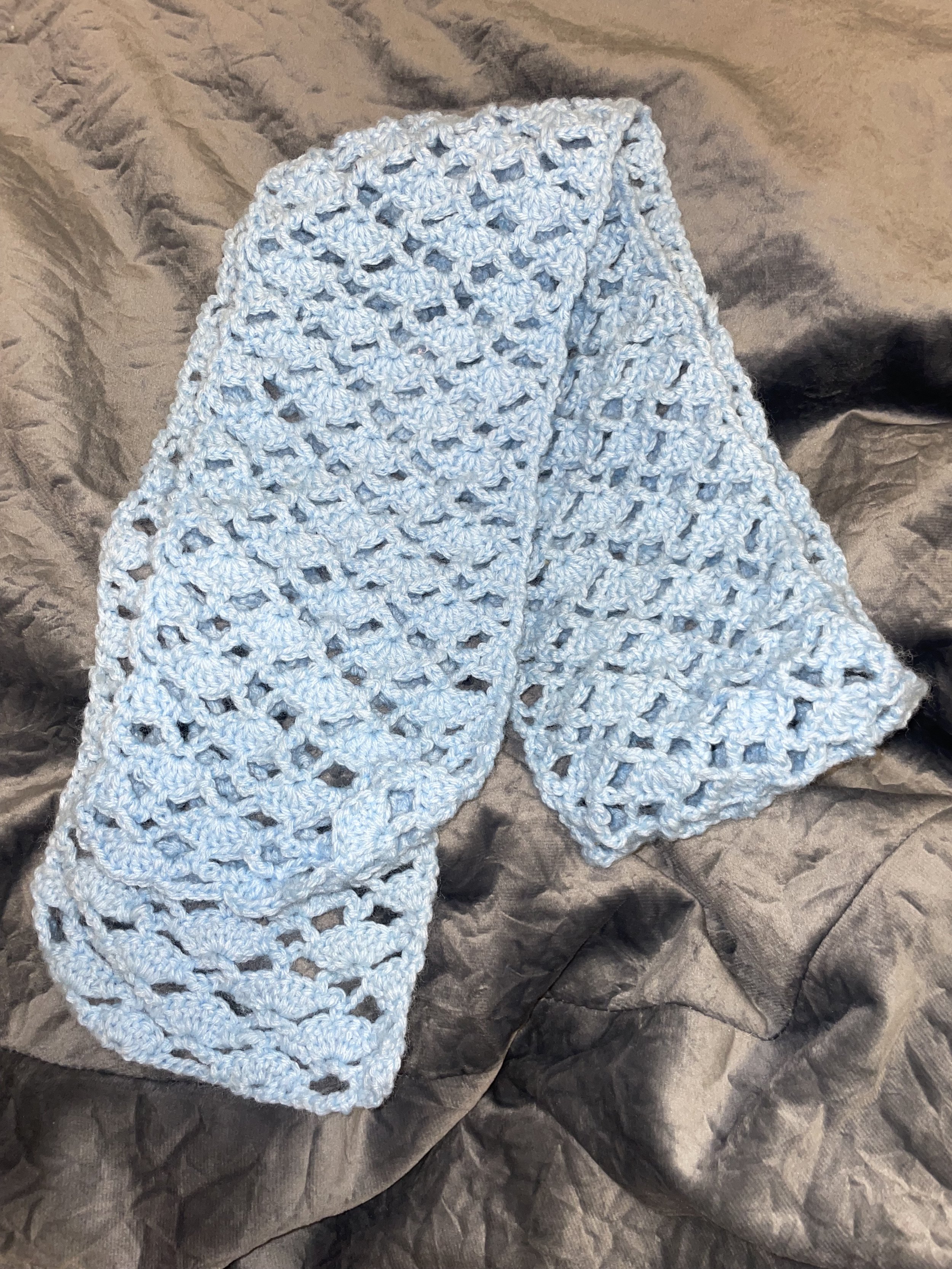 CROCHET SHELL SCARF