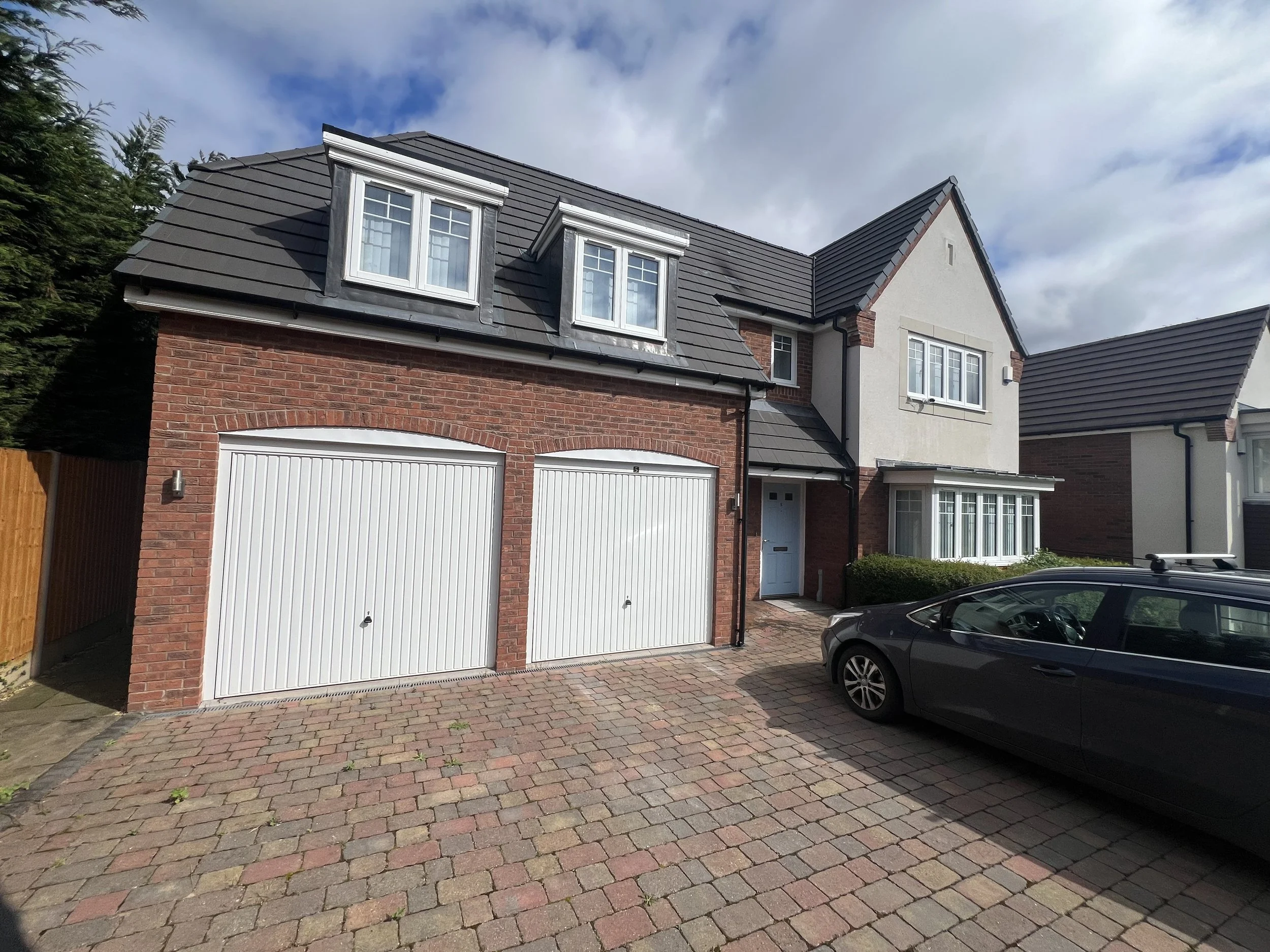 Professional window cleaning in Halesowen by CrystalPro