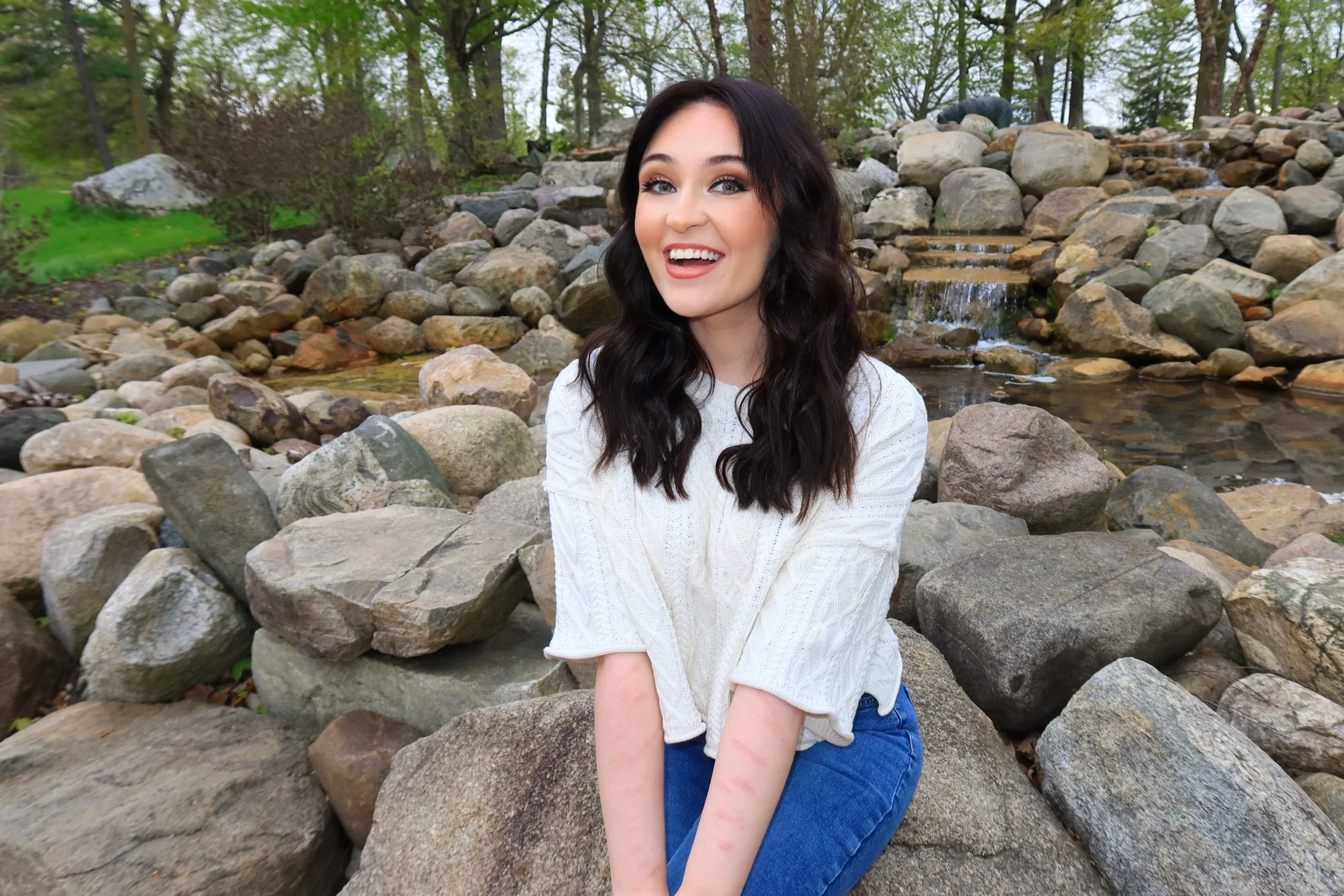 A Path Back to Living: Madisen’s Story of Healing at Alma’s PHP
