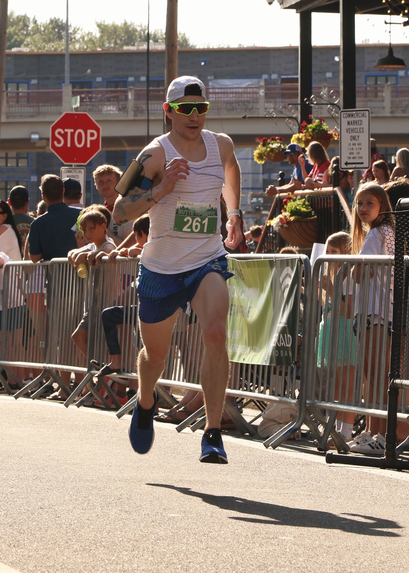 Scott Hofford running in Butte to Butte race in Eugene, Oregon