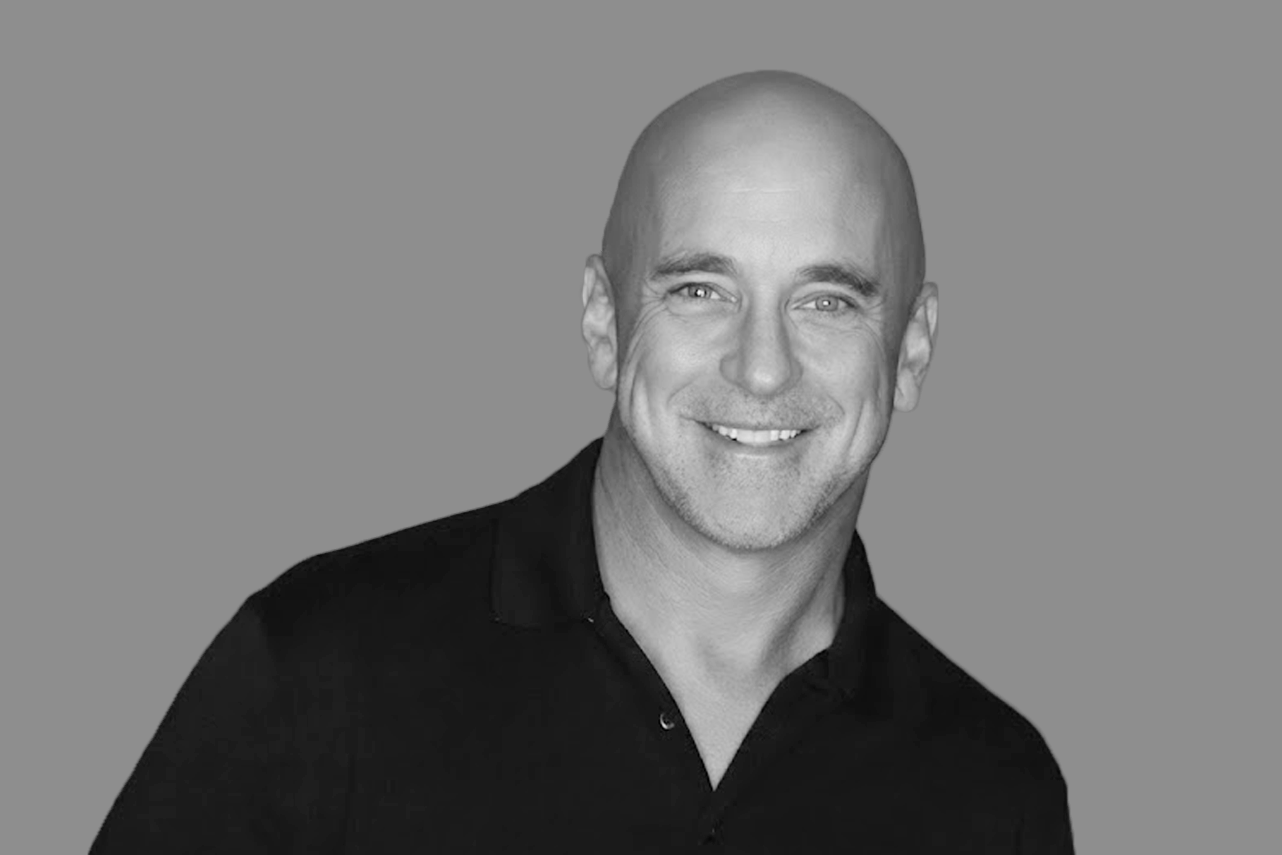 Glenn CEO_bw NEW v2.png