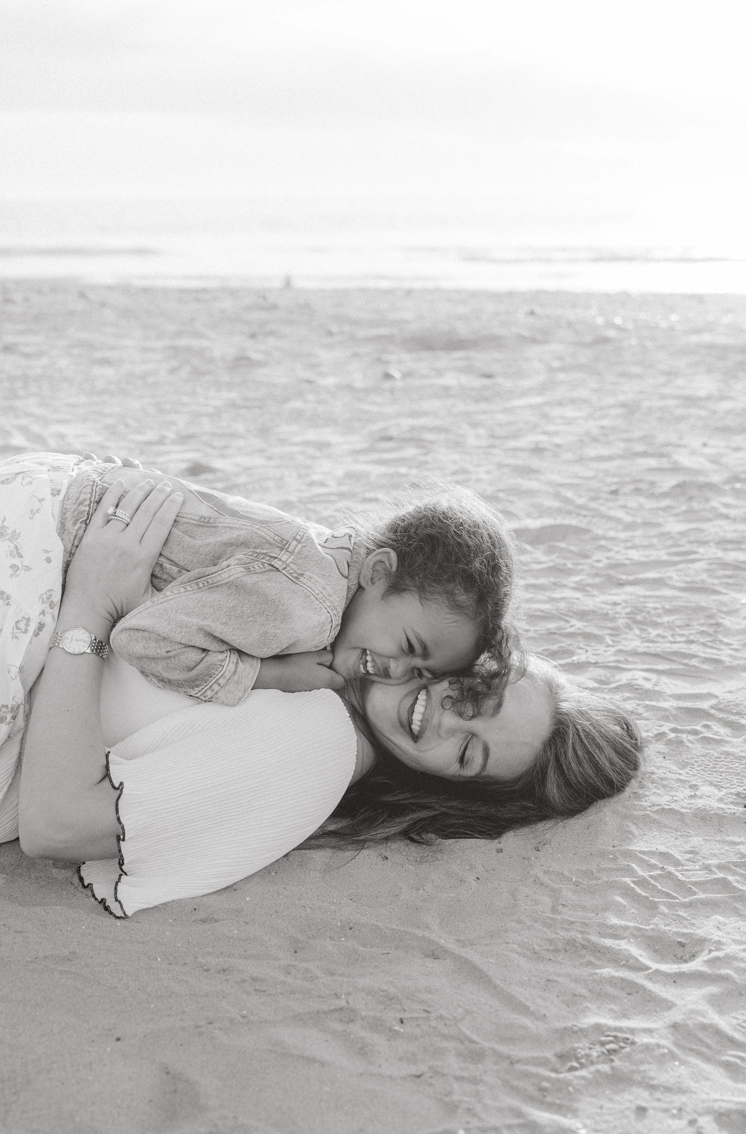 ponto-beach-mother-daughter-session-carlsbad-salt-and-serenity-03.jpg