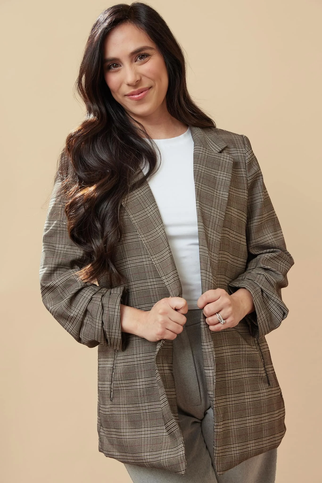 Andria, Southern California wedding and engagement photographer, founder of Salt & Serenity Photography