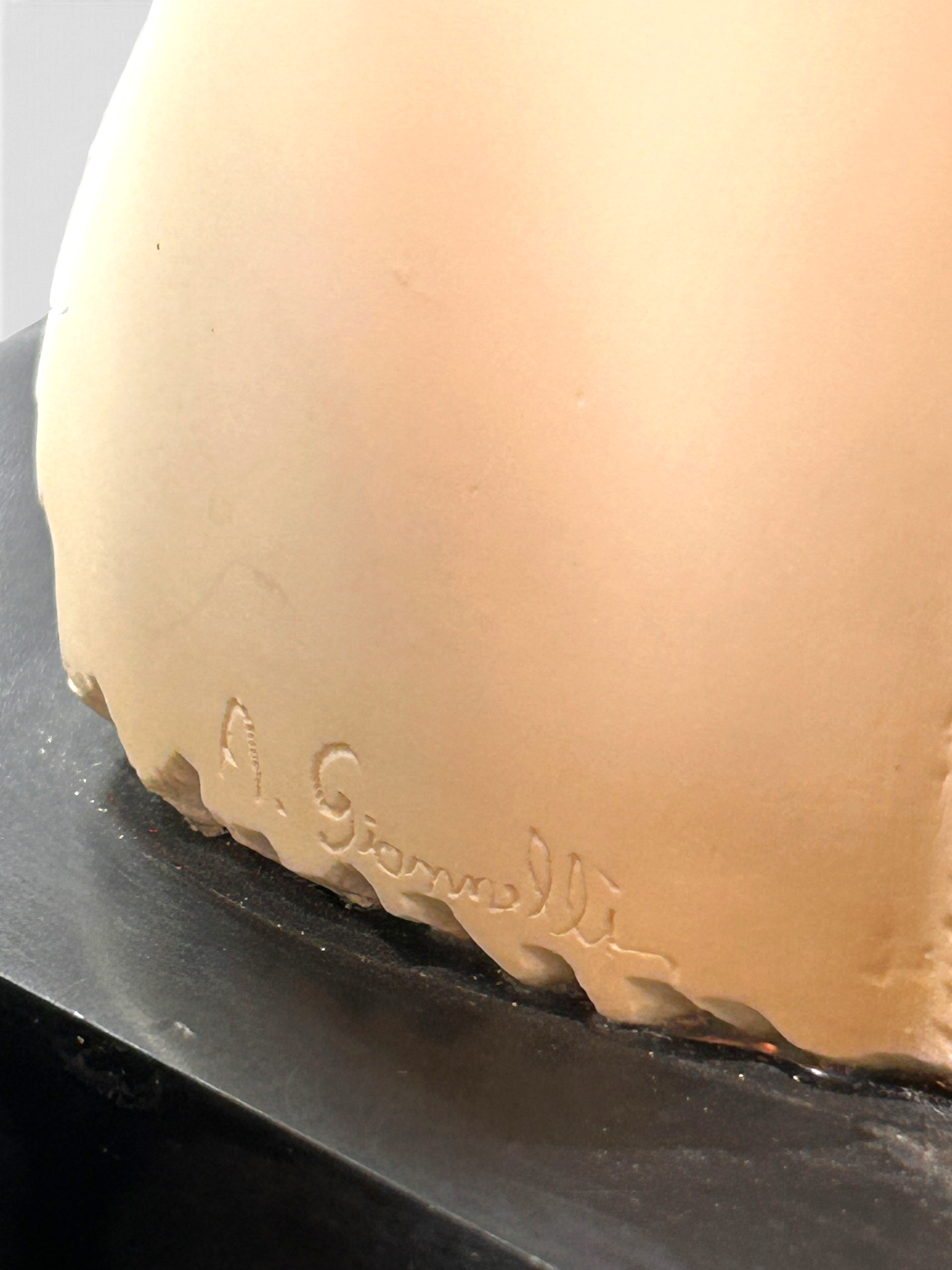 vintage-giannelli-horse-bookends-signature-detail.png