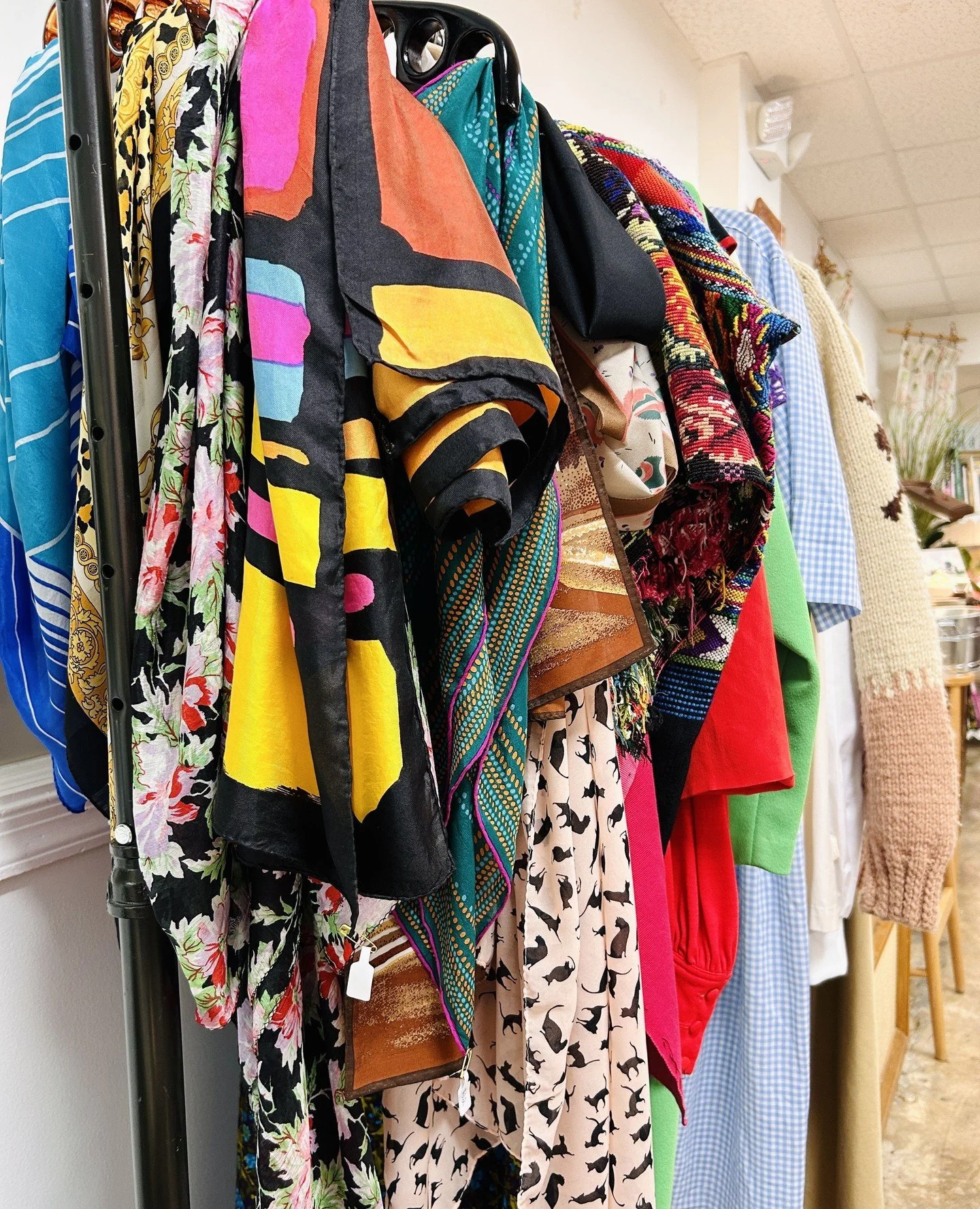 Yes, yes - the flowers are blooming. We've all noticed. But why should they have all the fun? Silk scarves, statement jewelry, and just enough drama to keep things interesting. Consider this your seasonal glow-up.⁠
-Viv 💋