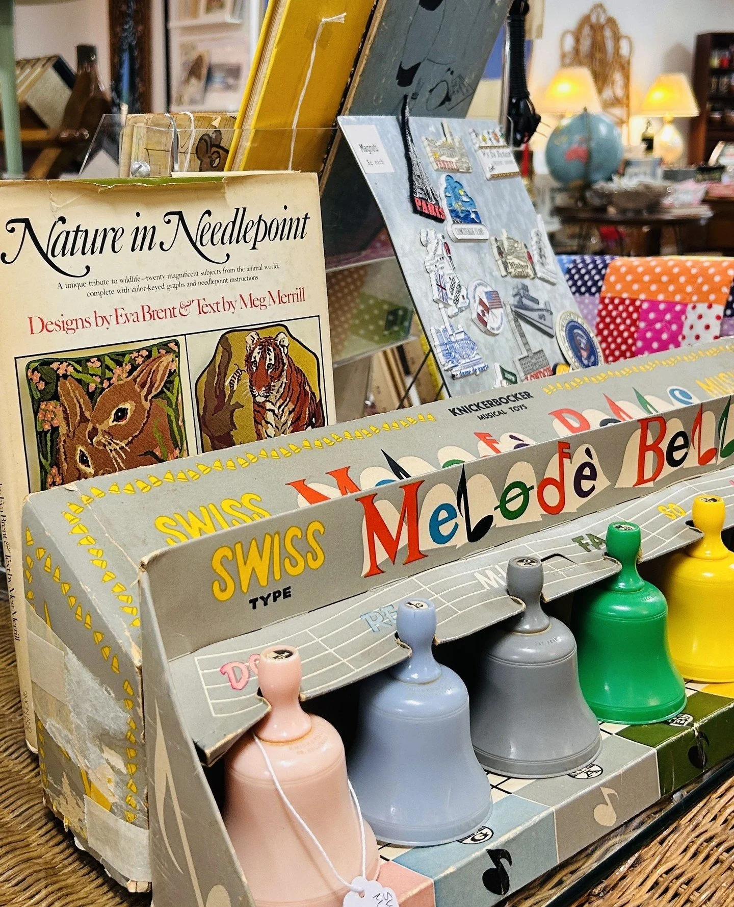 Vintage finds that make you do a double take. A full set of Swiss melody bells in the dreamiest pastel palette. Because even instruments used to come with personality.⁠
Tell us: are you playing them or styling them?