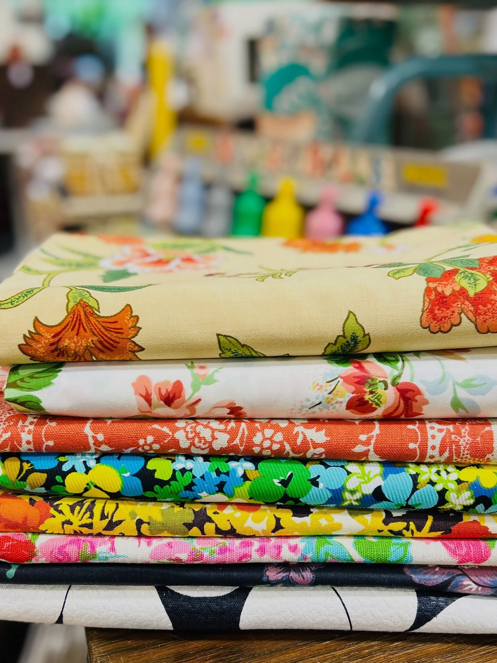 A really good stack of vintage fabric just came in &mdash; bold florals, sweet florals, graphic black and white, and some great names mixed in, including Schumacher, Greeff and Indian Head Mills.
Each is being sold as one continuous piece, with yarda