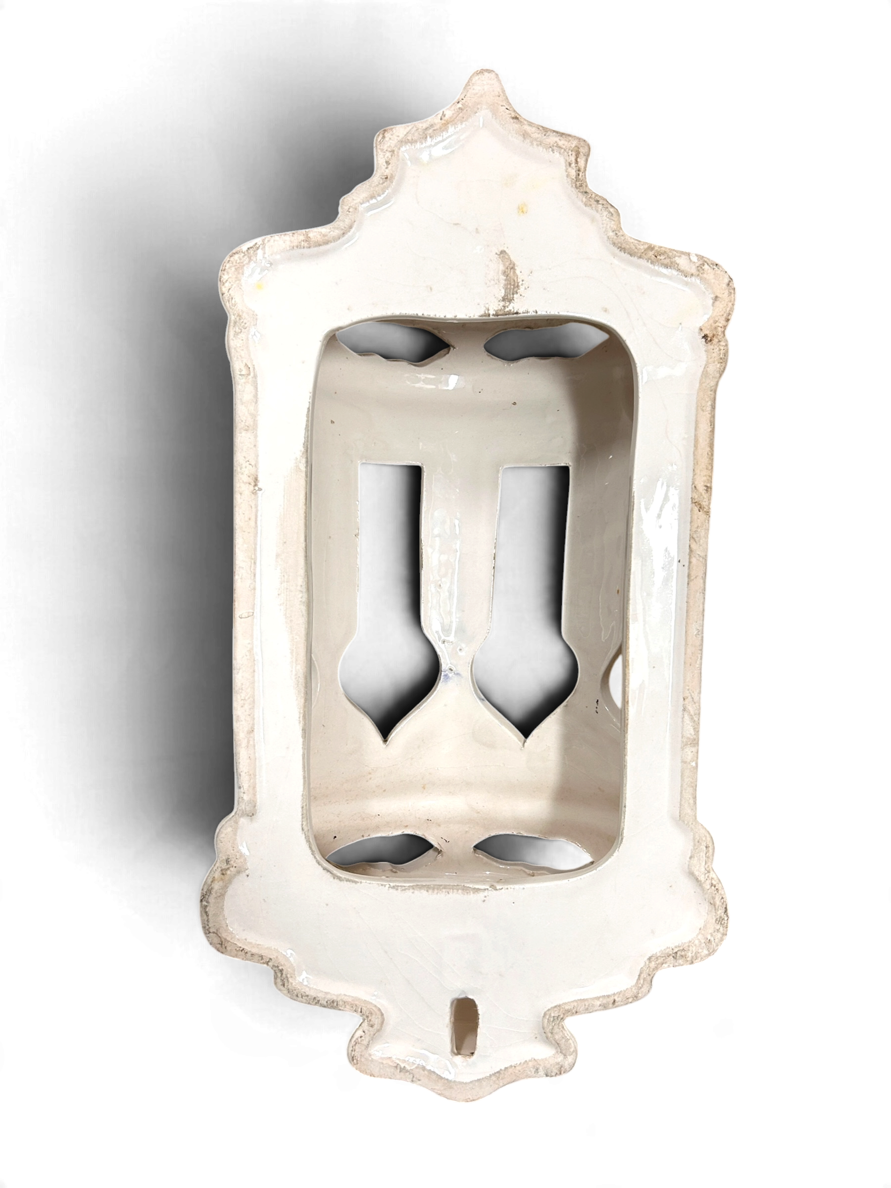 vintage-ceramic-wall-sconce-back.png