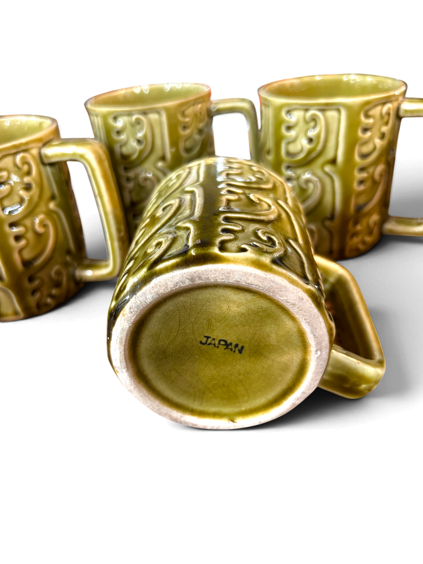 vintage-japan-ceramic-mugs-maker-mark.PNG