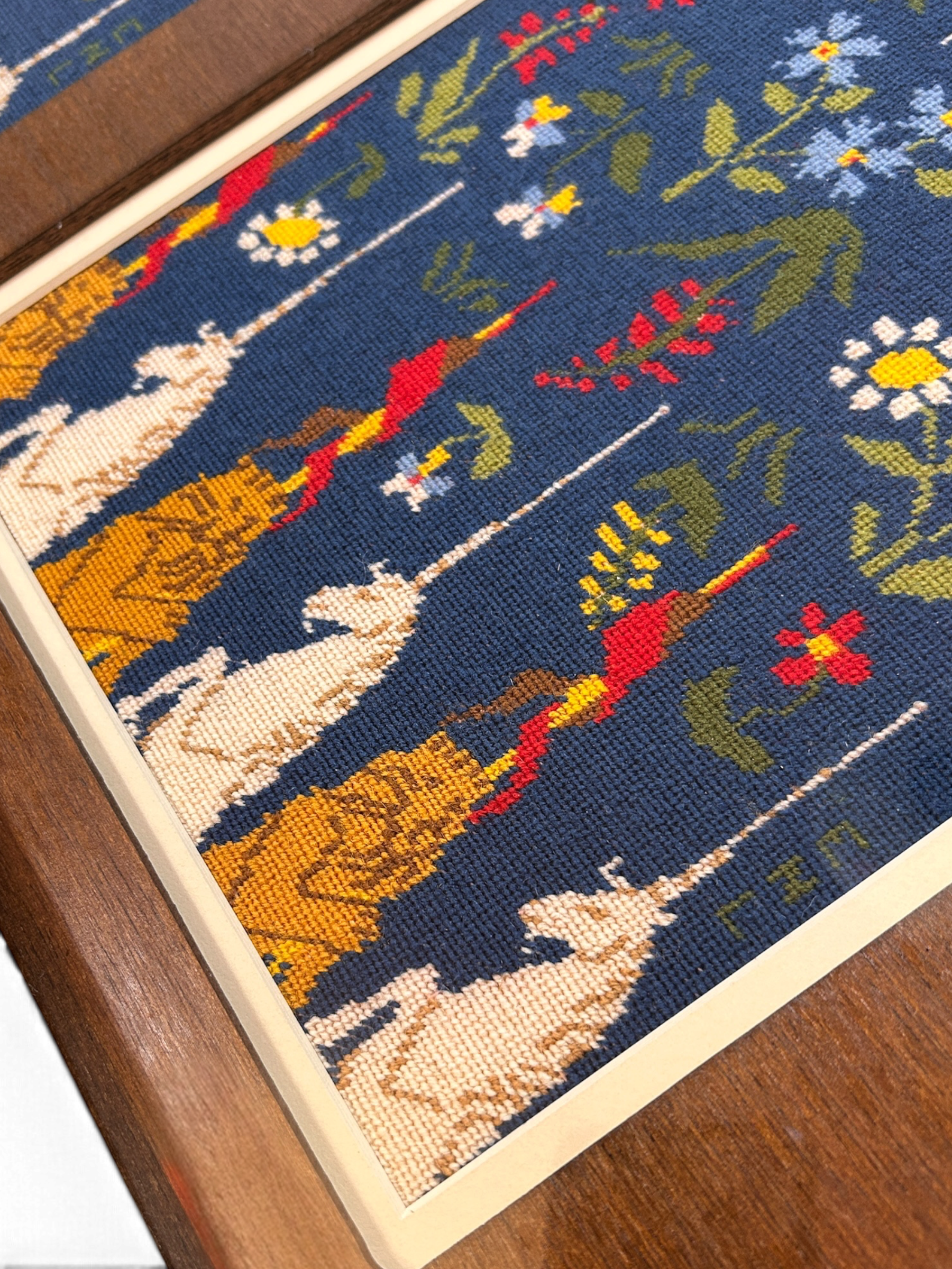 vintage-framed-needlepoint-backgammon-board-playing-surface.PNG