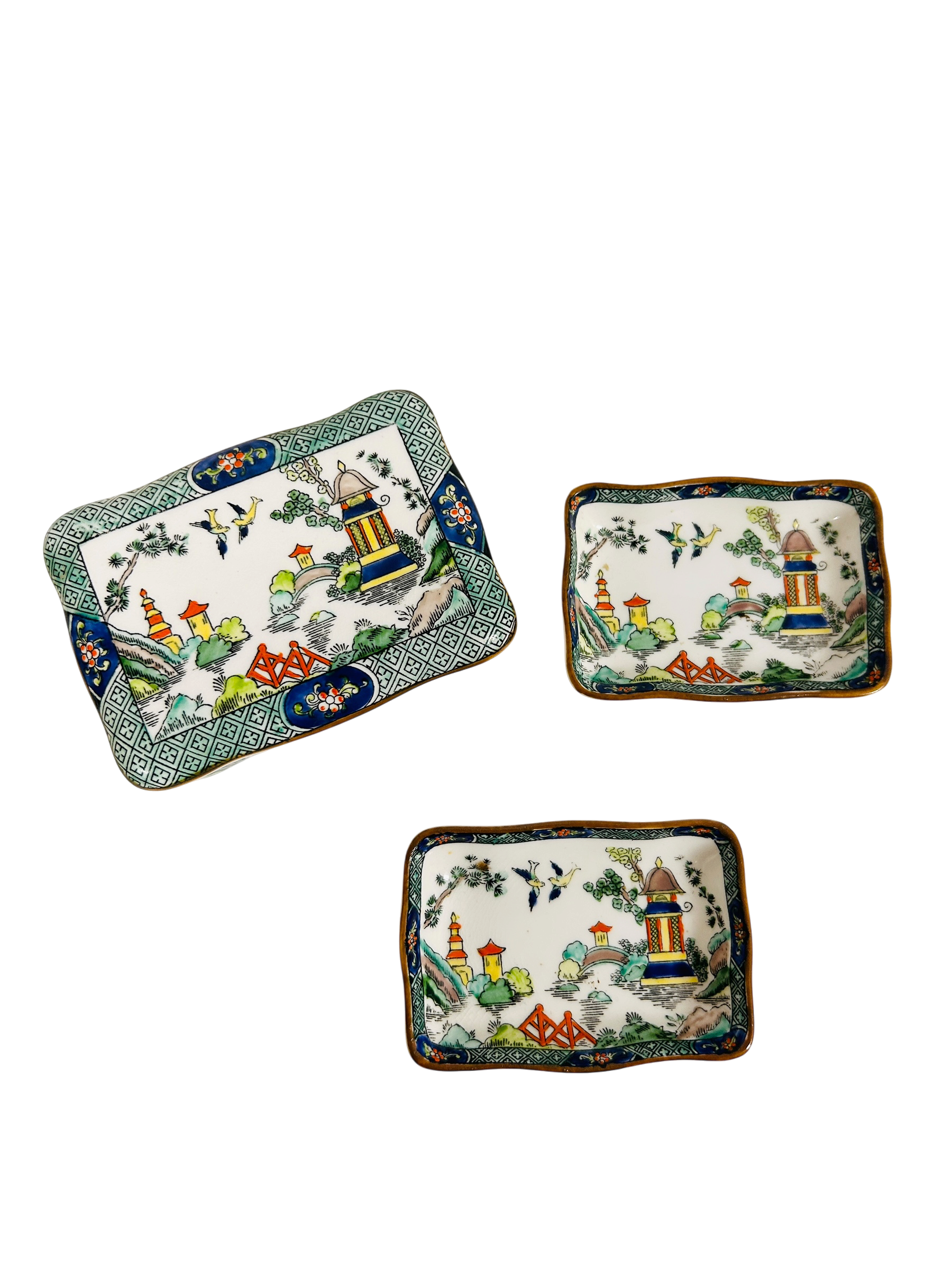 vintage-crown-staffordshire-chinese-willow-vanity-set.PNG