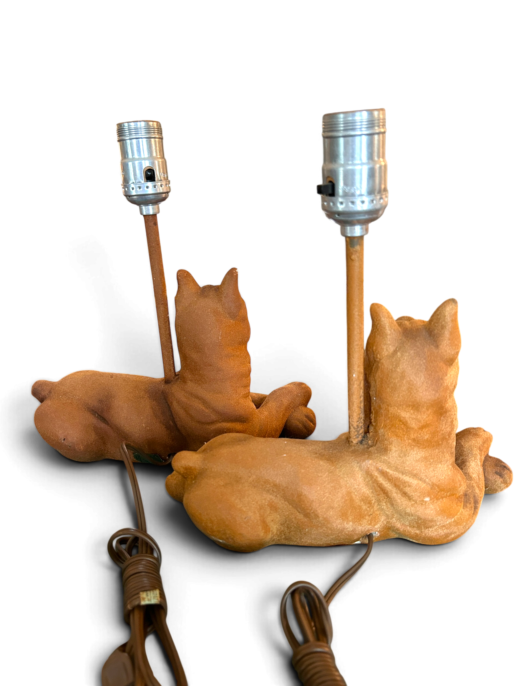 an-brooks-flocked-dog-table-lamps-back.PNG