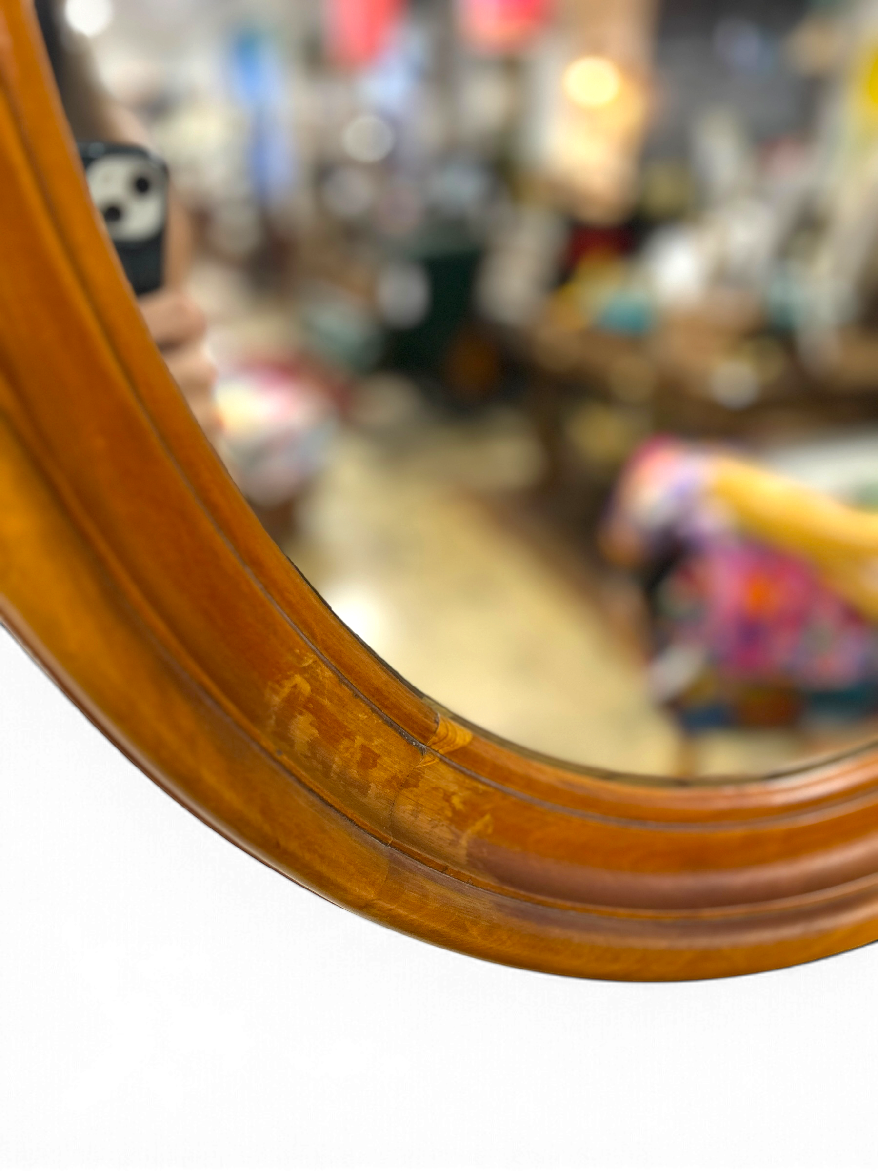 vintage-oval-wood-mirror-frame-detail-1.PNG