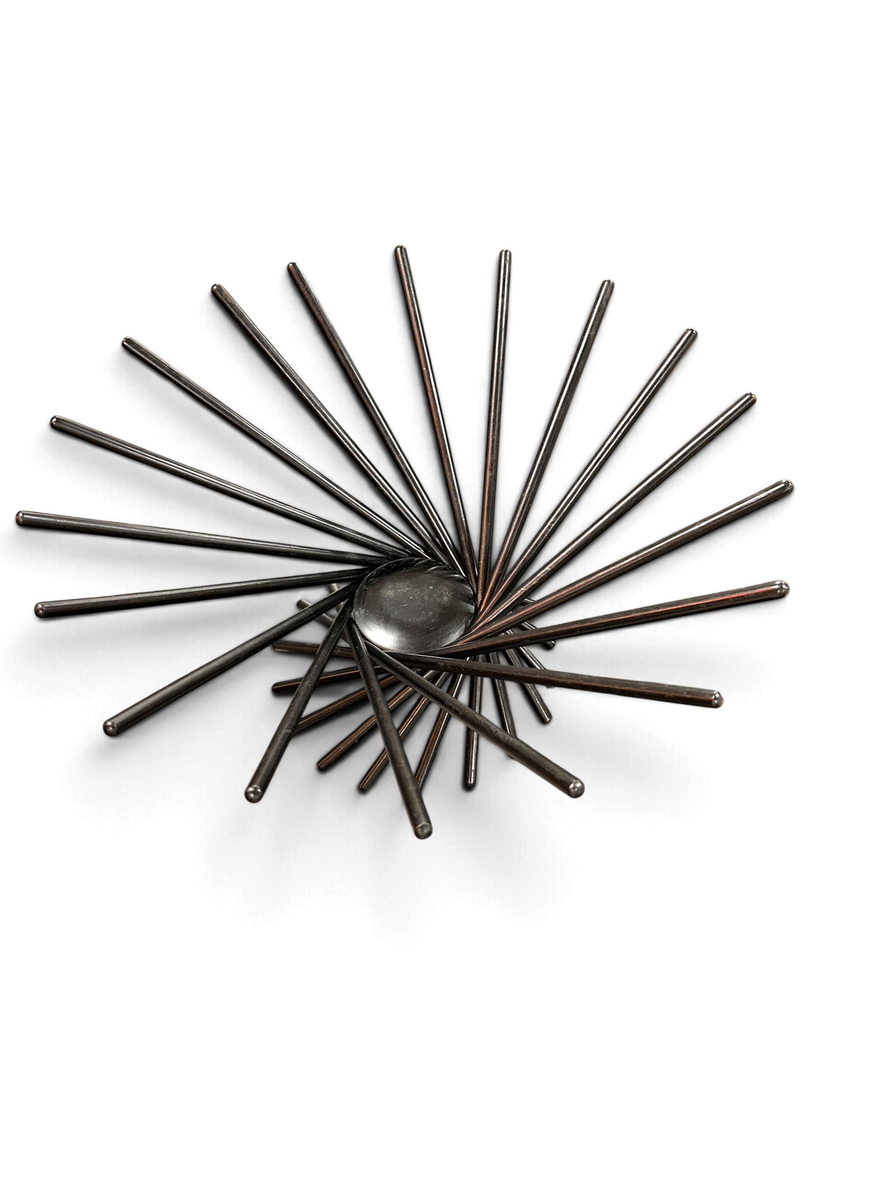 moma-expandable-wooden-fruit-bowl-open.png