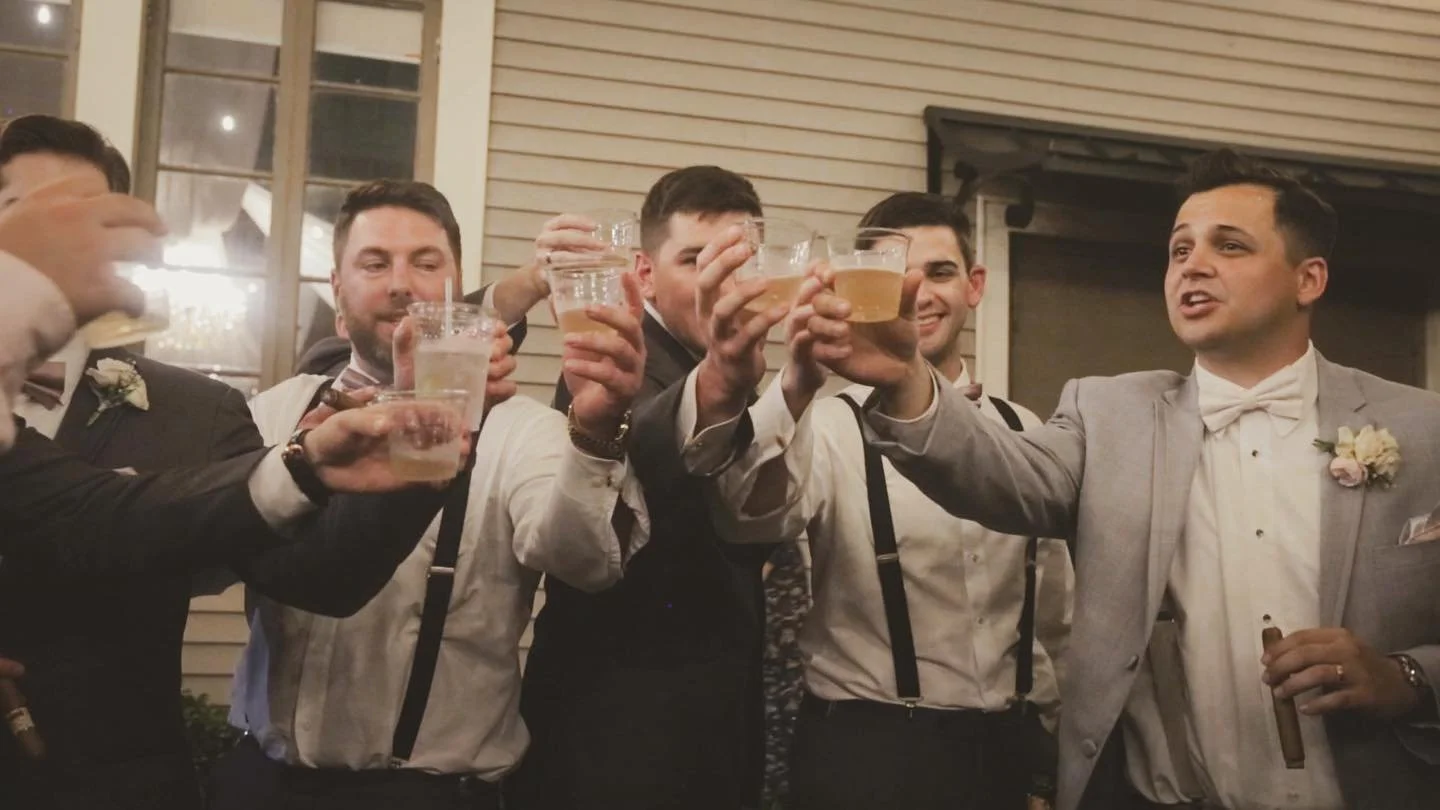 To the good life

#mariage #wedding #southernwedding #louisianawedding #weddingvideographer #groom #groomsmen #weddingreception #weddingcigars #louisianaweddingvideographer #lafayettewedding #weddingtoast #cheers #beers #bruh