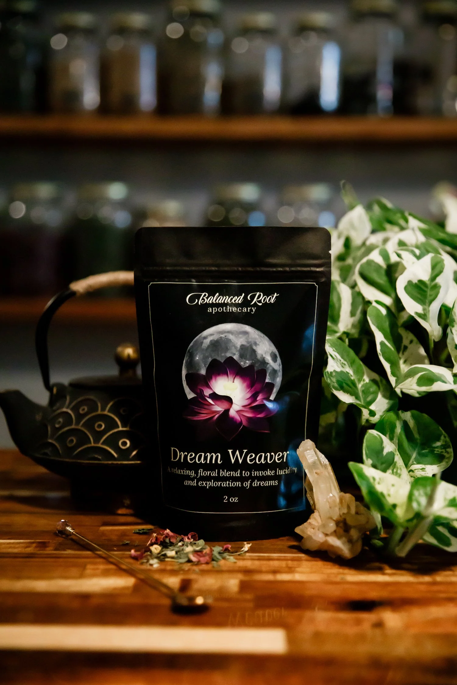 loose leaf organic herbal tea that supports dreams and relaxation