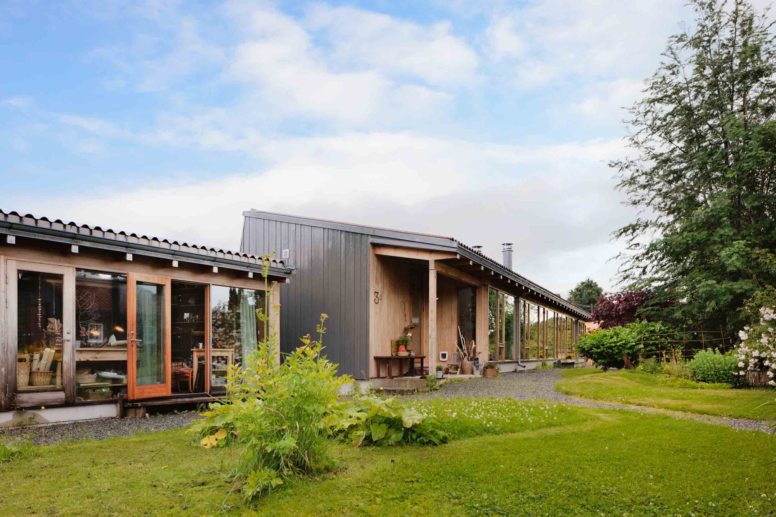 tonnis-hus-exterior-garden-lawn.jpg