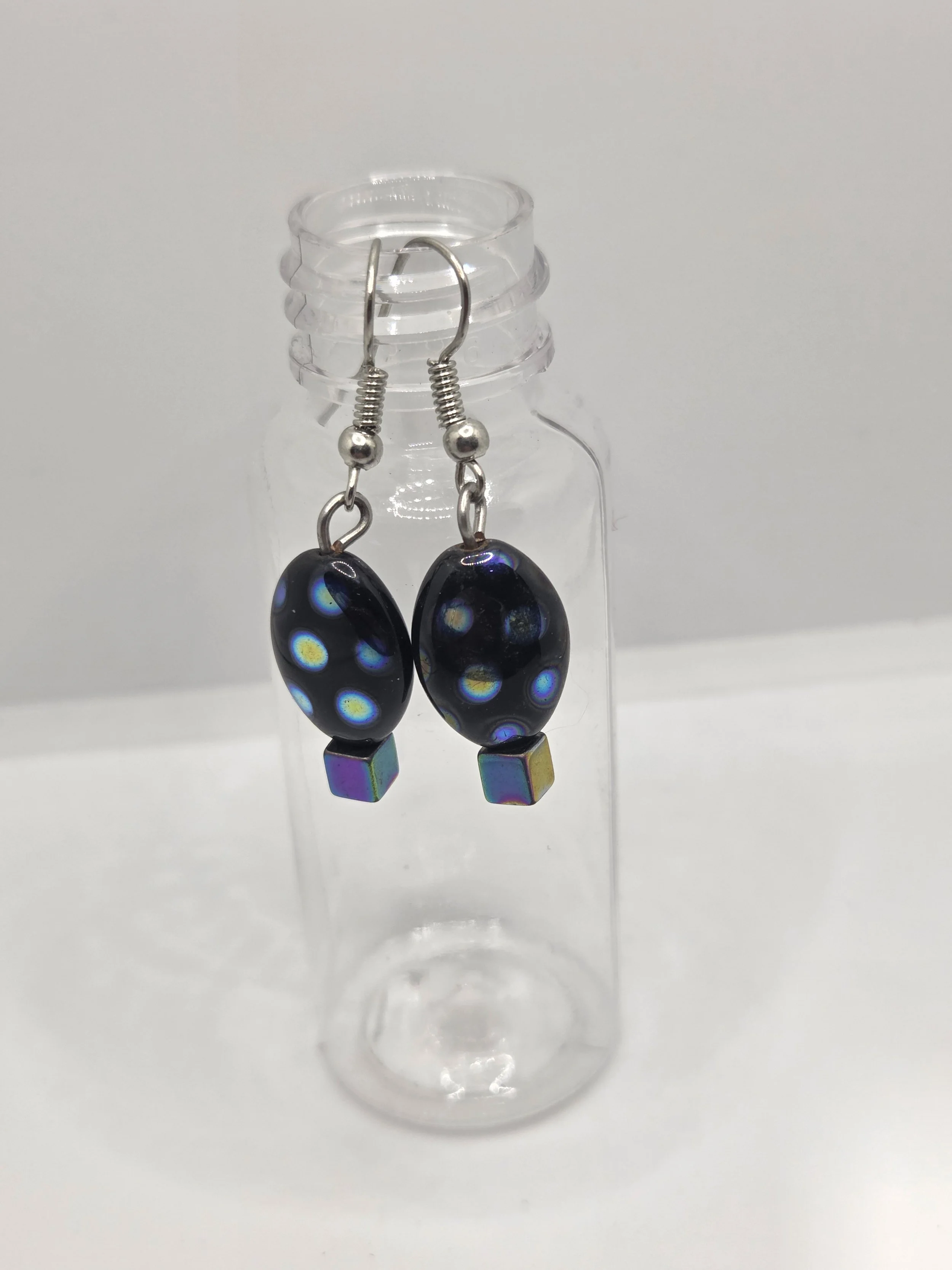 Dotted Oval Earrings
