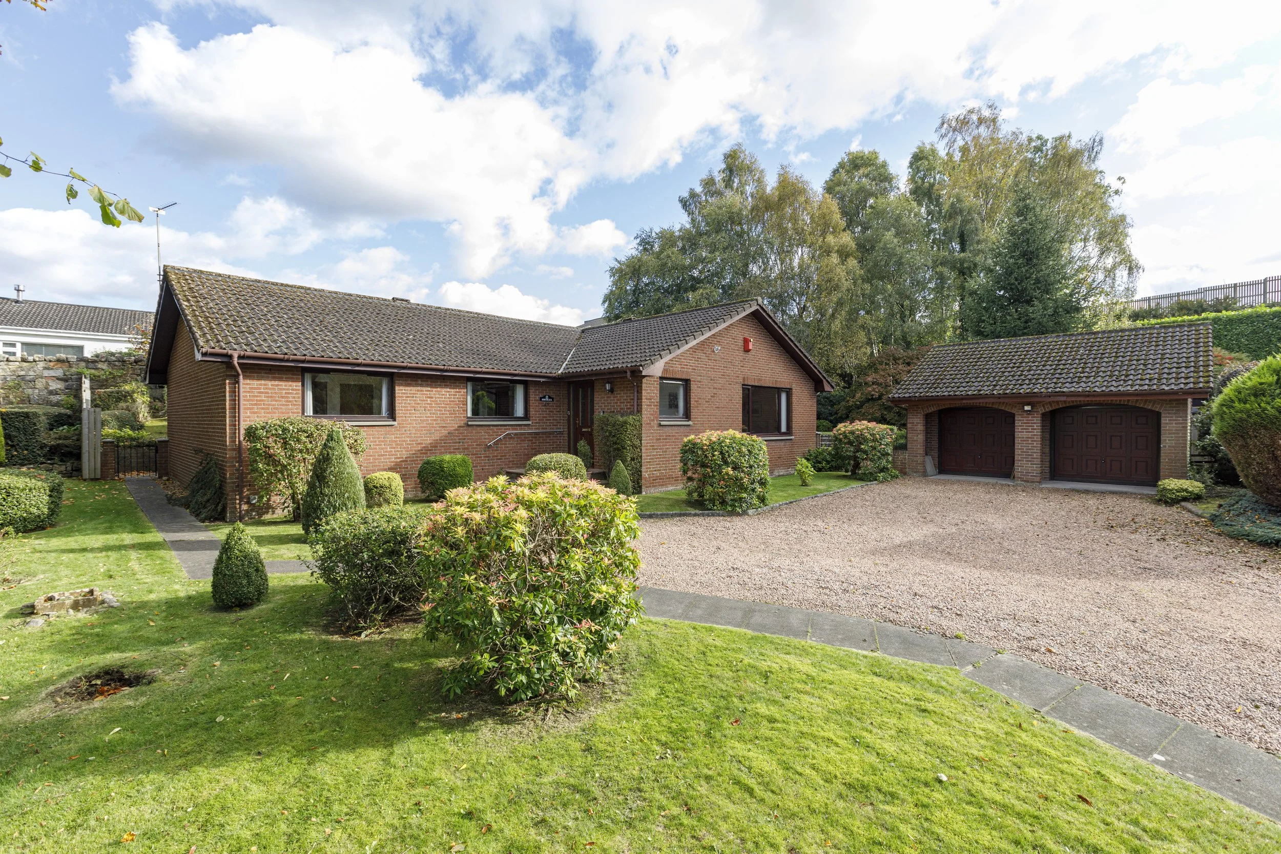 Birchlea, 43 Falkirk Road, Linlithgow_1.JPG