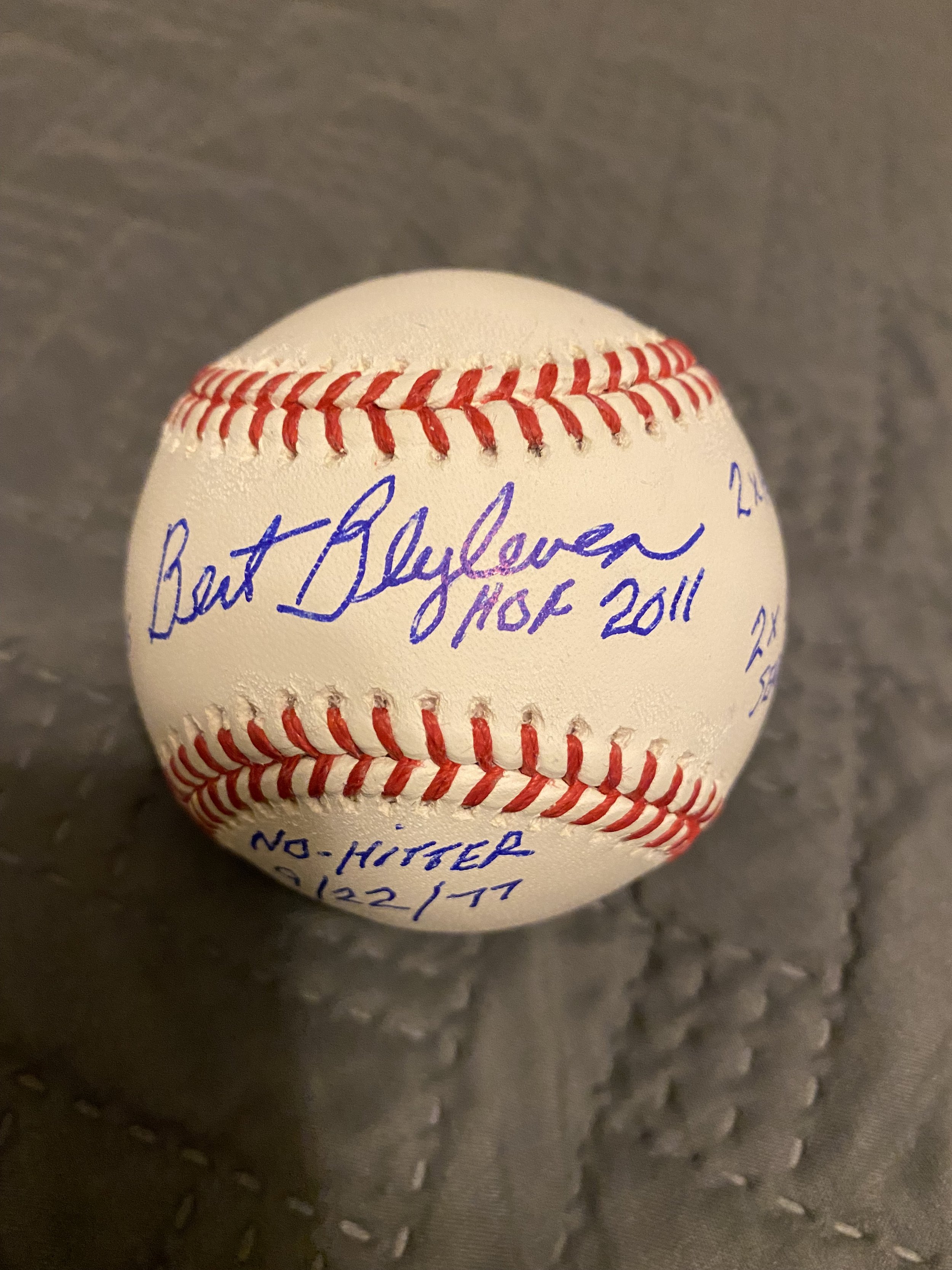 Bert Blyleven Signed Baseball - Signature.jpg