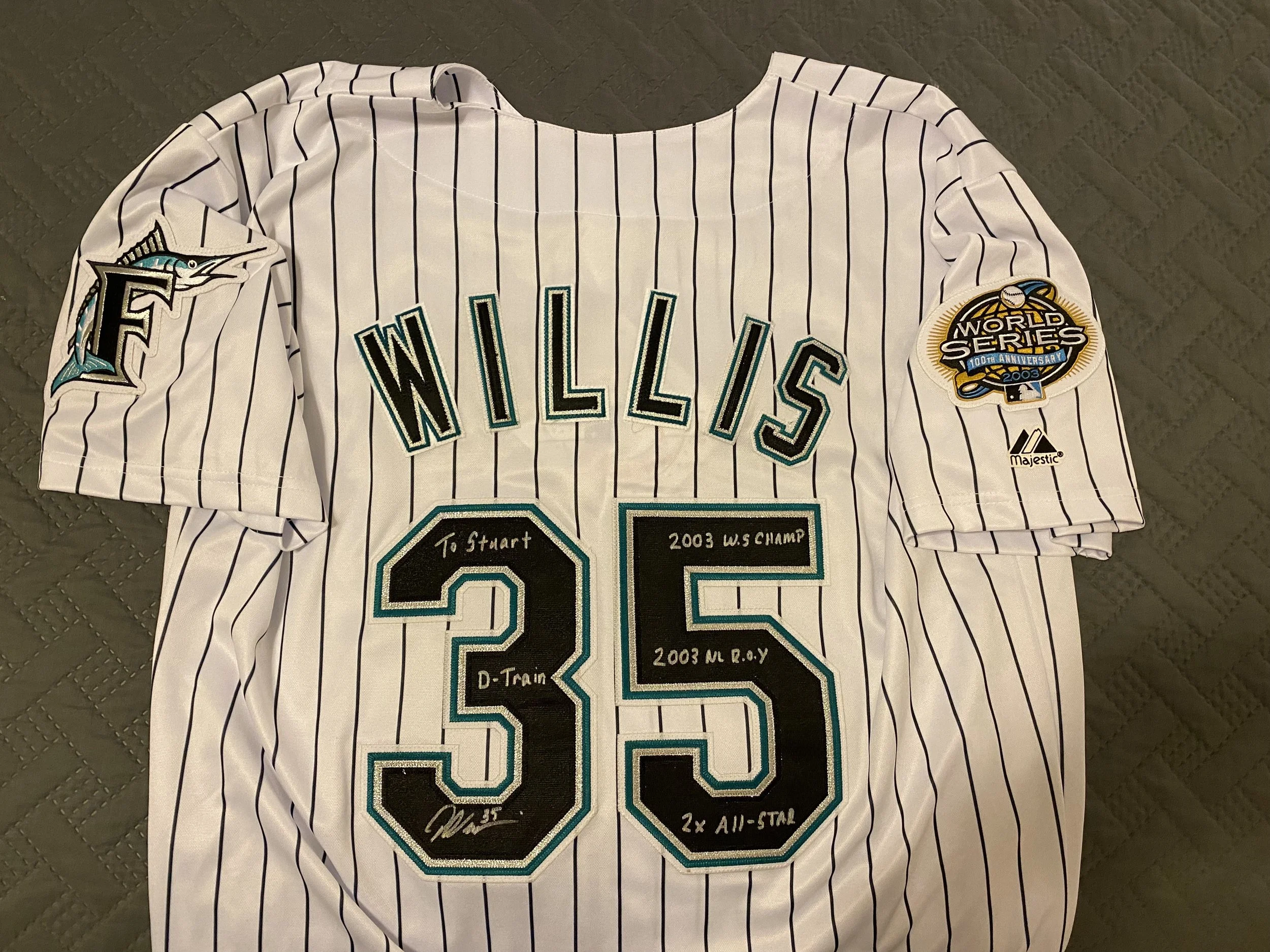 Dontrelle Willis Signed Jersey.jpeg