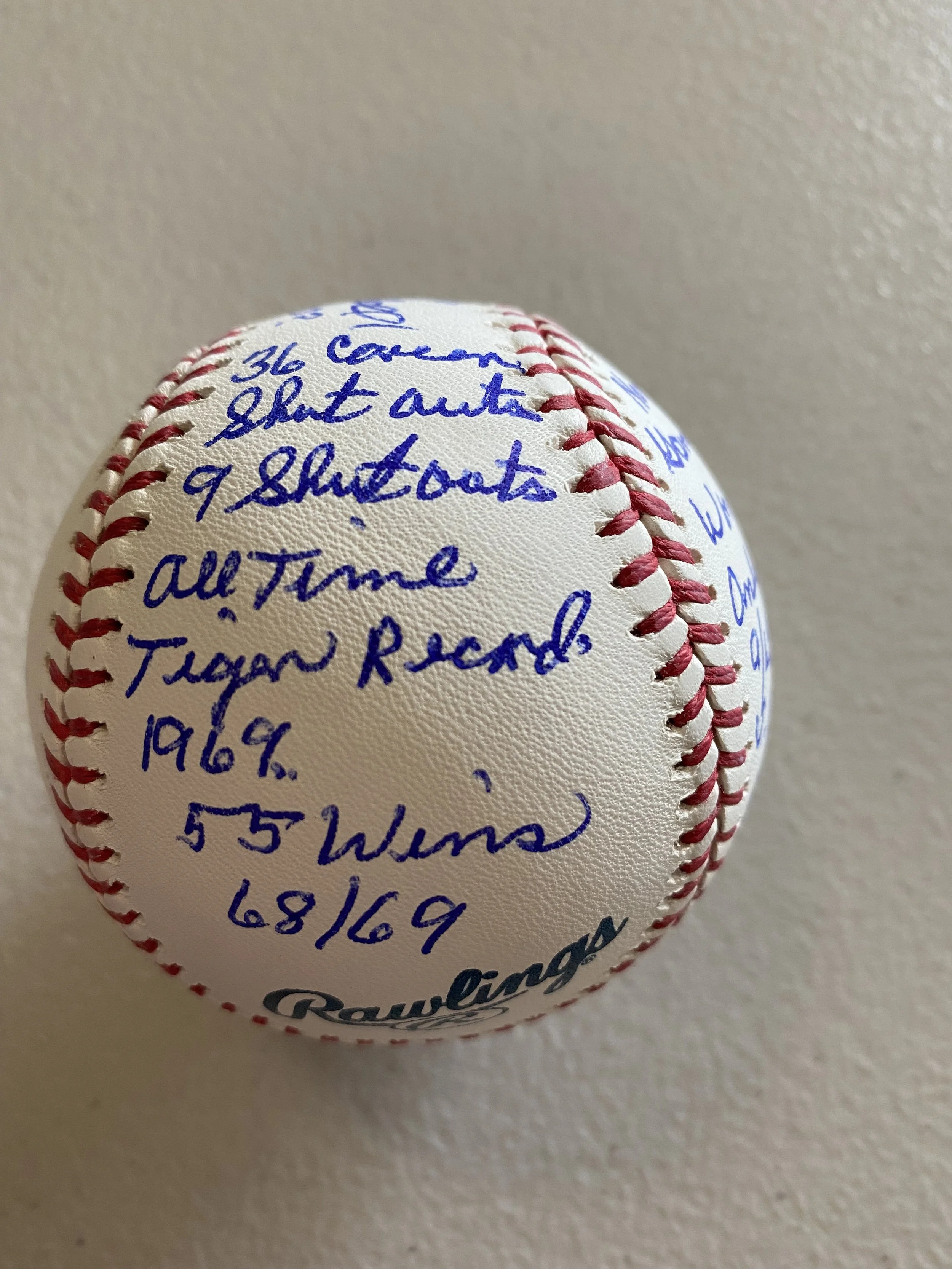 Denny McLain Signed Baseball 2.jpg