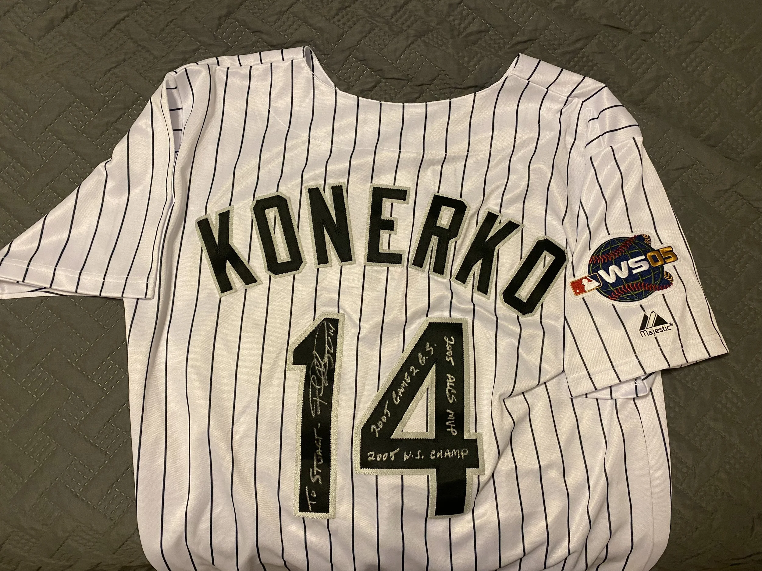 Paul Konerko Signed Jersey.jpeg