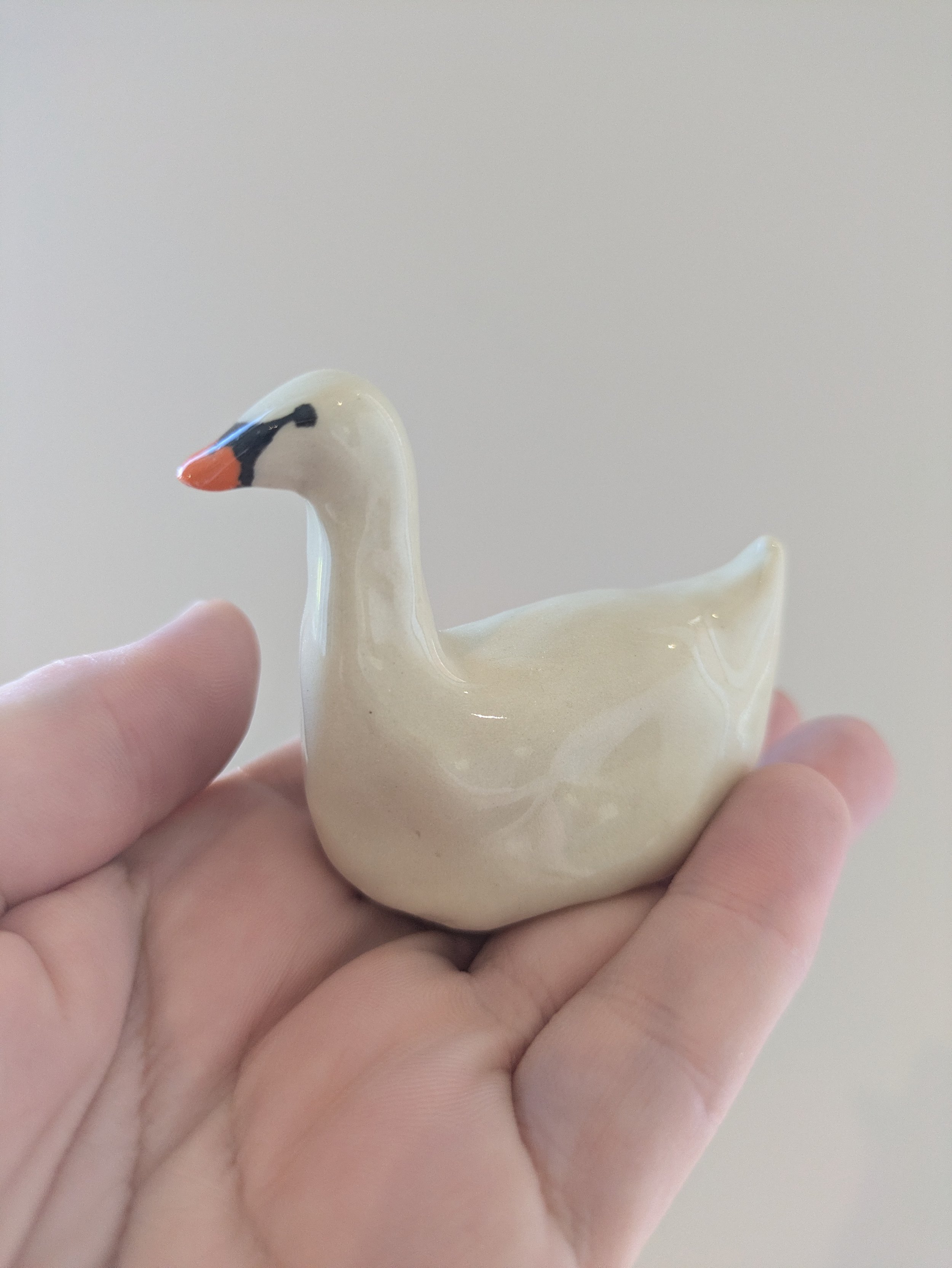 Swan 2 - side 2.jpg