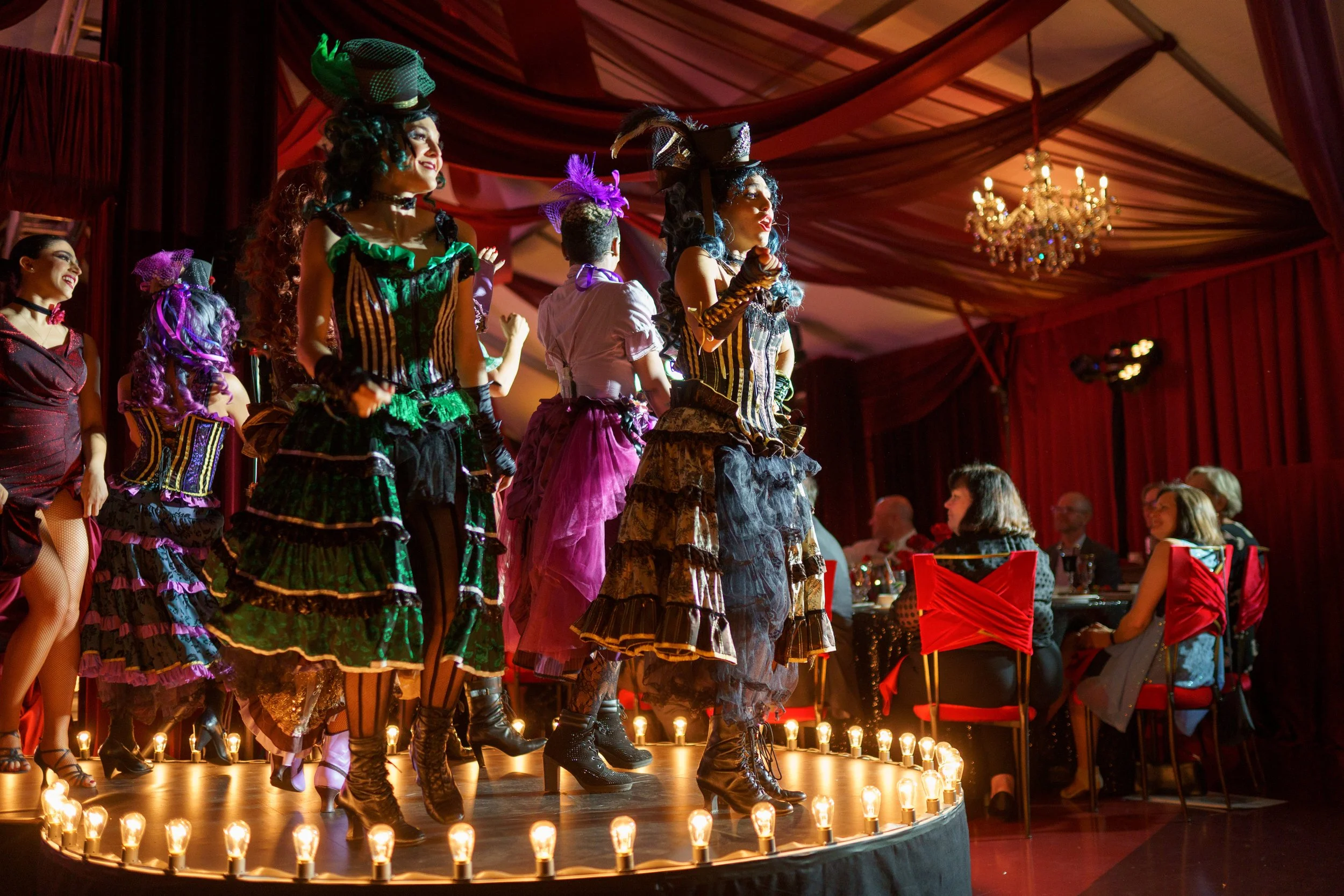 220325CPMoulinRouge_Preview_030.jpg