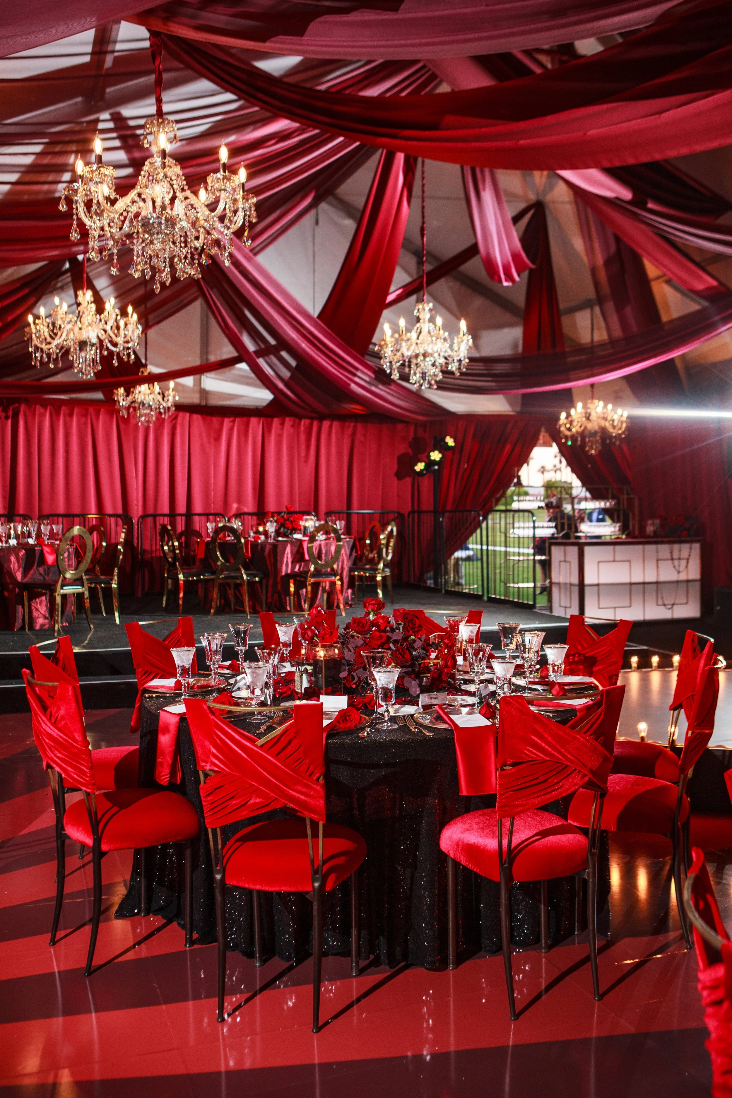 220325CPMoulinRouge_Preview_009.jpg