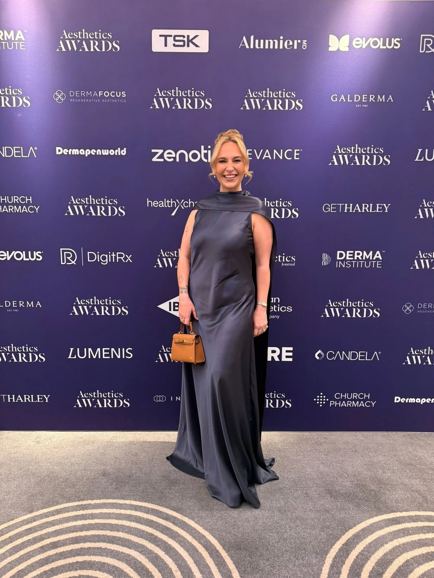 The most INCREDIBLE night celebrating another year at the Aesthetics Awards 🥹 

Such a fun evening catching up with friends and colleagues and celebrating the people who make this industry so special. Always so nice to step away from the clinic and 
