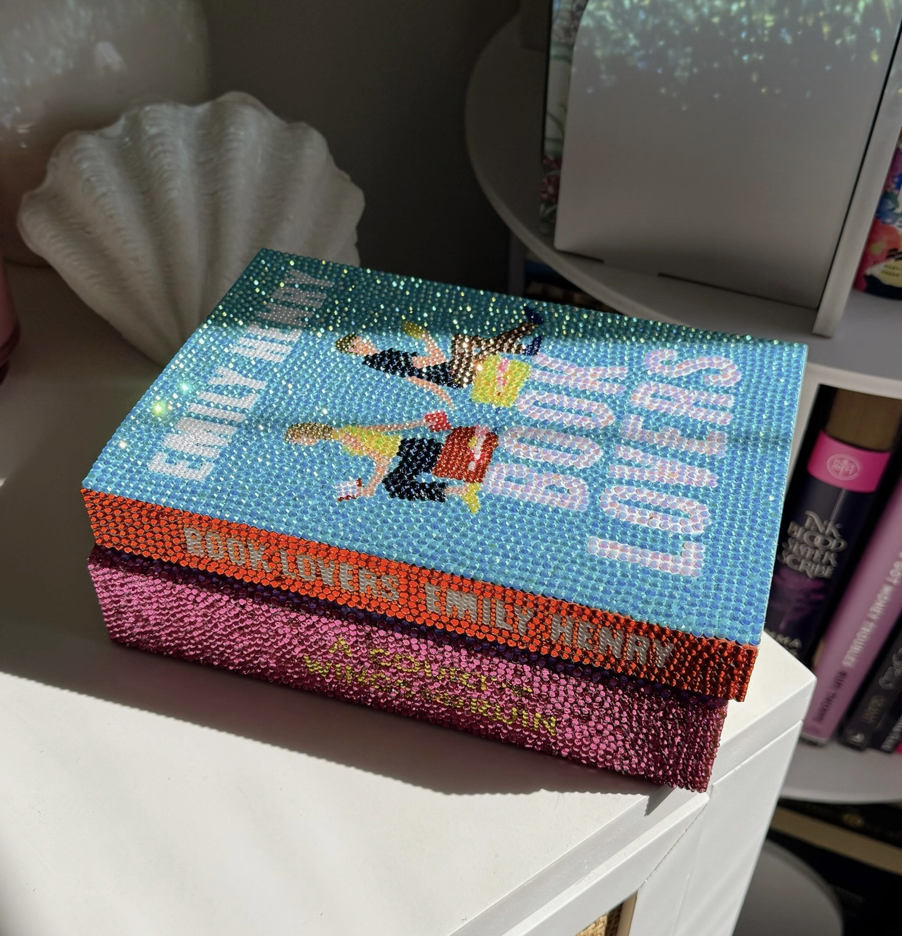 Beddazle a Book with a Galentine/Palentine