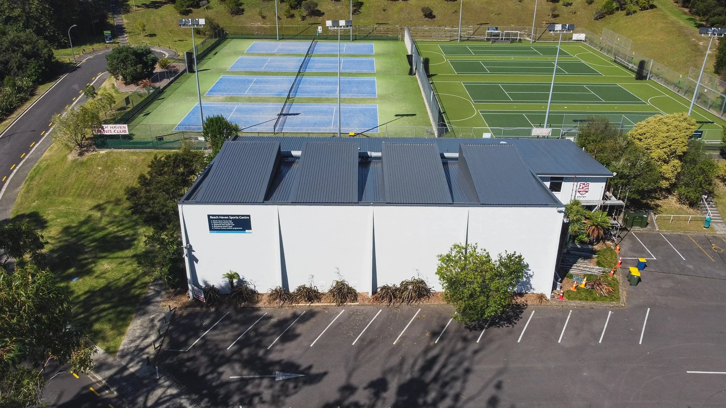 Metalhartt projects - Shepherds Park Squash Club, Beach Haven 1.webp