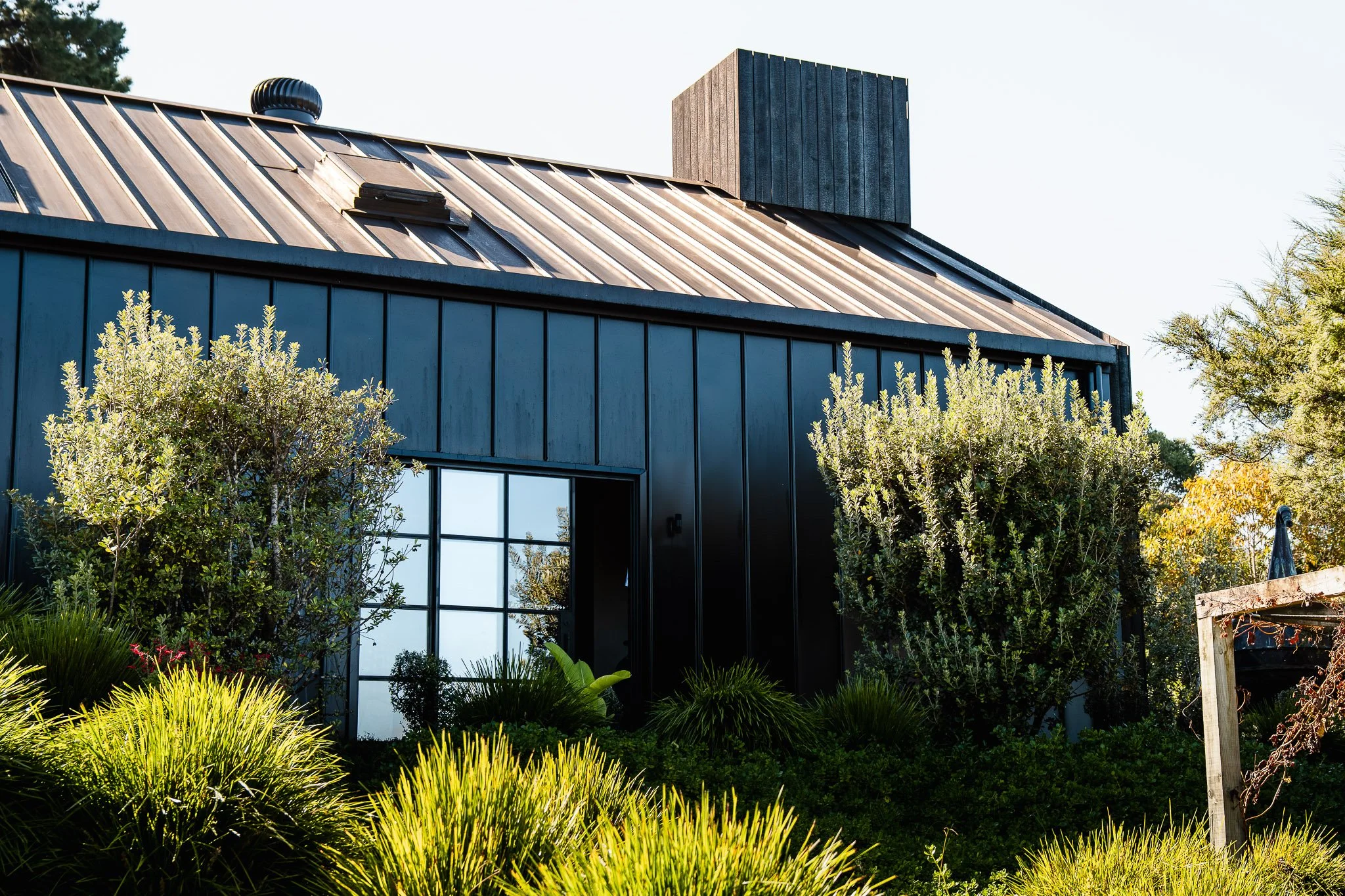 Onetangi Road, Waiheke 7.jpg