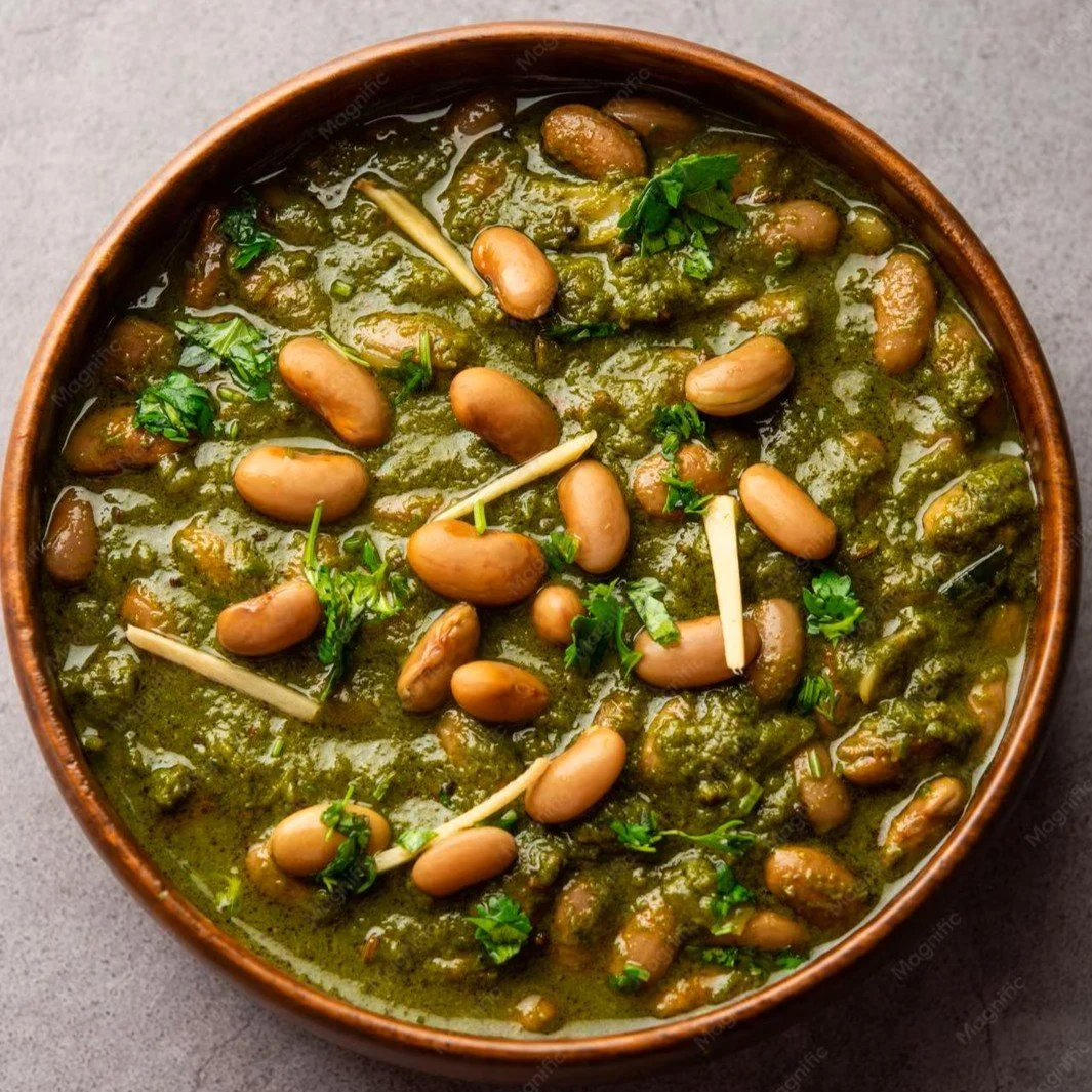 palak-rajma-masala-is-indian-curry-prepared-with-red-kidney-beans-spinach-cooked-with-spices_466689-85944.jpg