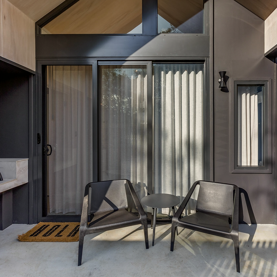 MeloStudios_Eucalypt_NEWEDITS_Bathrooms-9 11.png