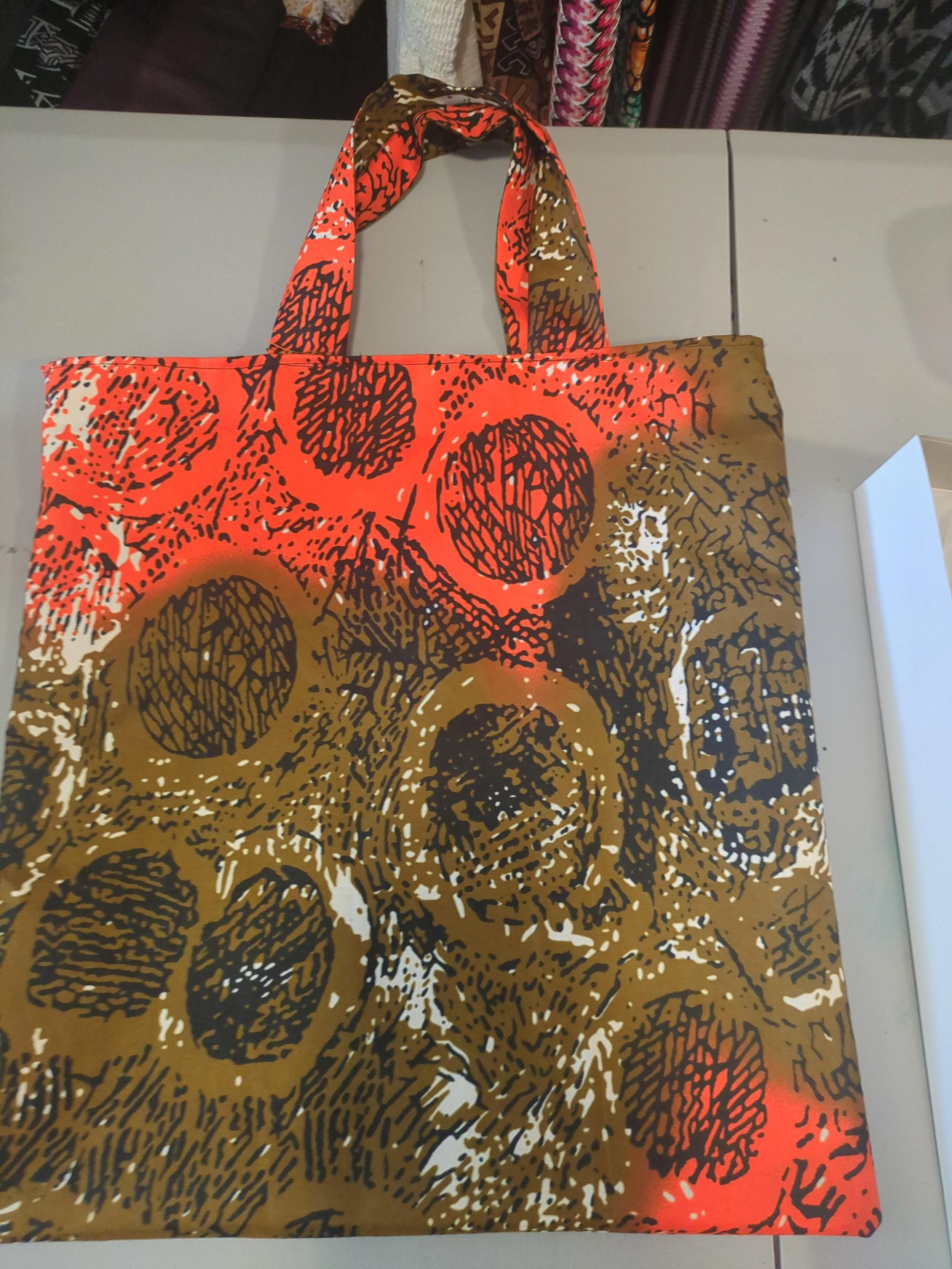 Medium Print Purse 2.jpg