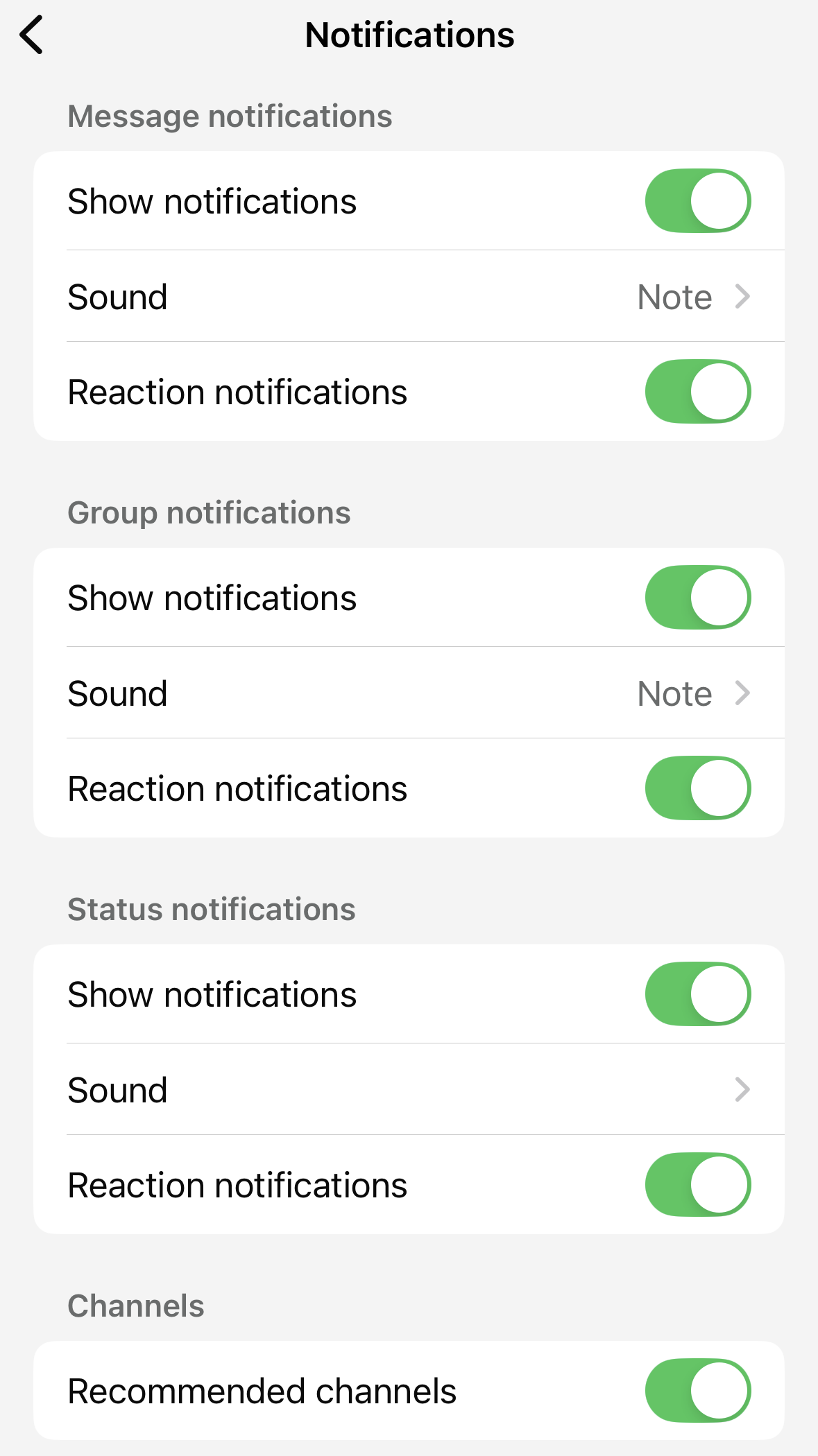 Screen displaying notification settings with toggles for message, group, status notifications, and recommended channels.