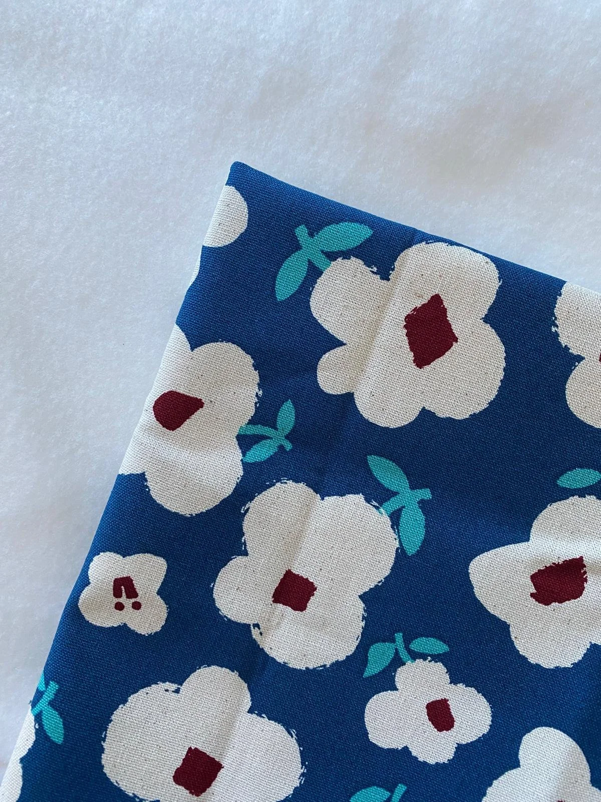 深藍白花 Navy white flower -棉布 cotton