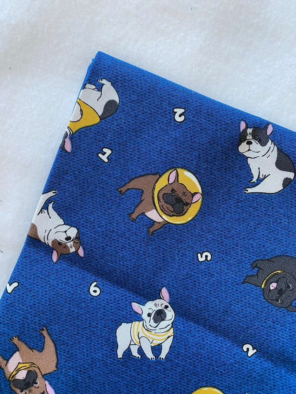 數字鬥牛(藍) Blue Bulldog with Numbers -棉布 cotton