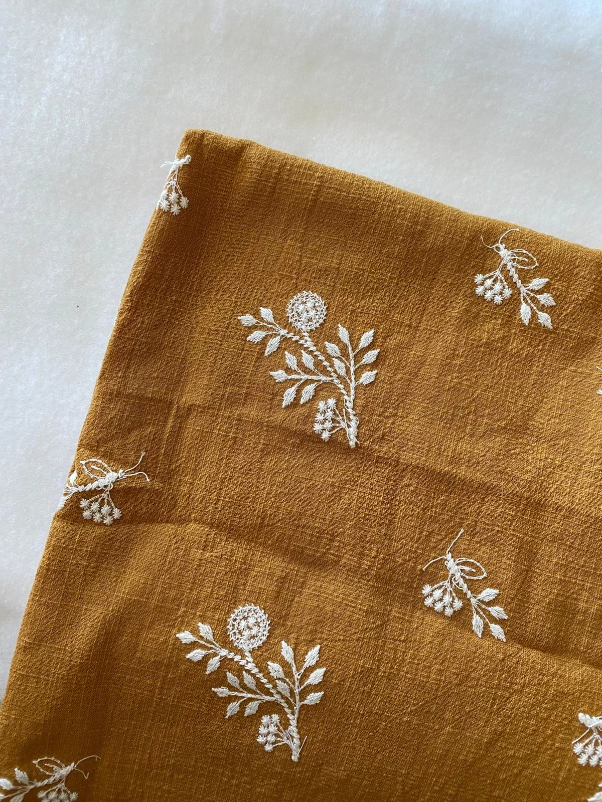 橙植物刺繡 Orange Botanical Embroidery -棉布 cotton