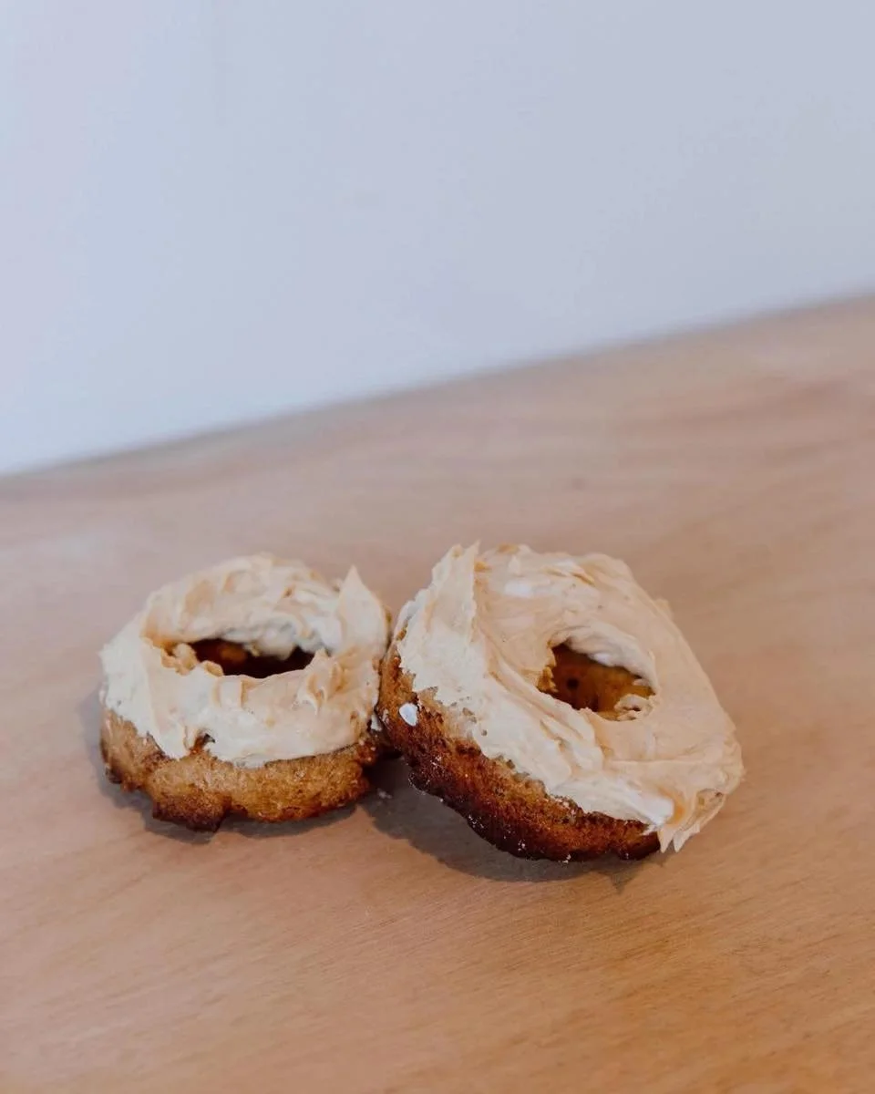 🐾 Peanut DogNutz 🐾 

These golden, drool-worthy dognutz are made with banana, peanut butter, whole wheat flour, coconut oil, honey, egg, Greek yoghurt, and a touch of baking soda for a perfectly baked finish.

Hand-made by me in small batches and b