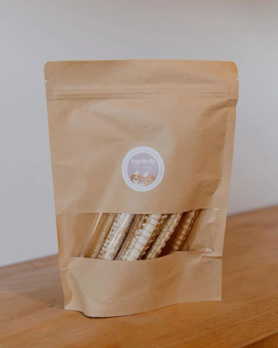 🐾 Starter Treat Bundle 🐾 

Our treat of the day is showcasing our brand new Starter Bundle!!

This is perfect if you&rsquo;re wanting to try a couple of options before committing to one treat 🙌🏻

Our starter bundle includes chicken feet, pig snou
