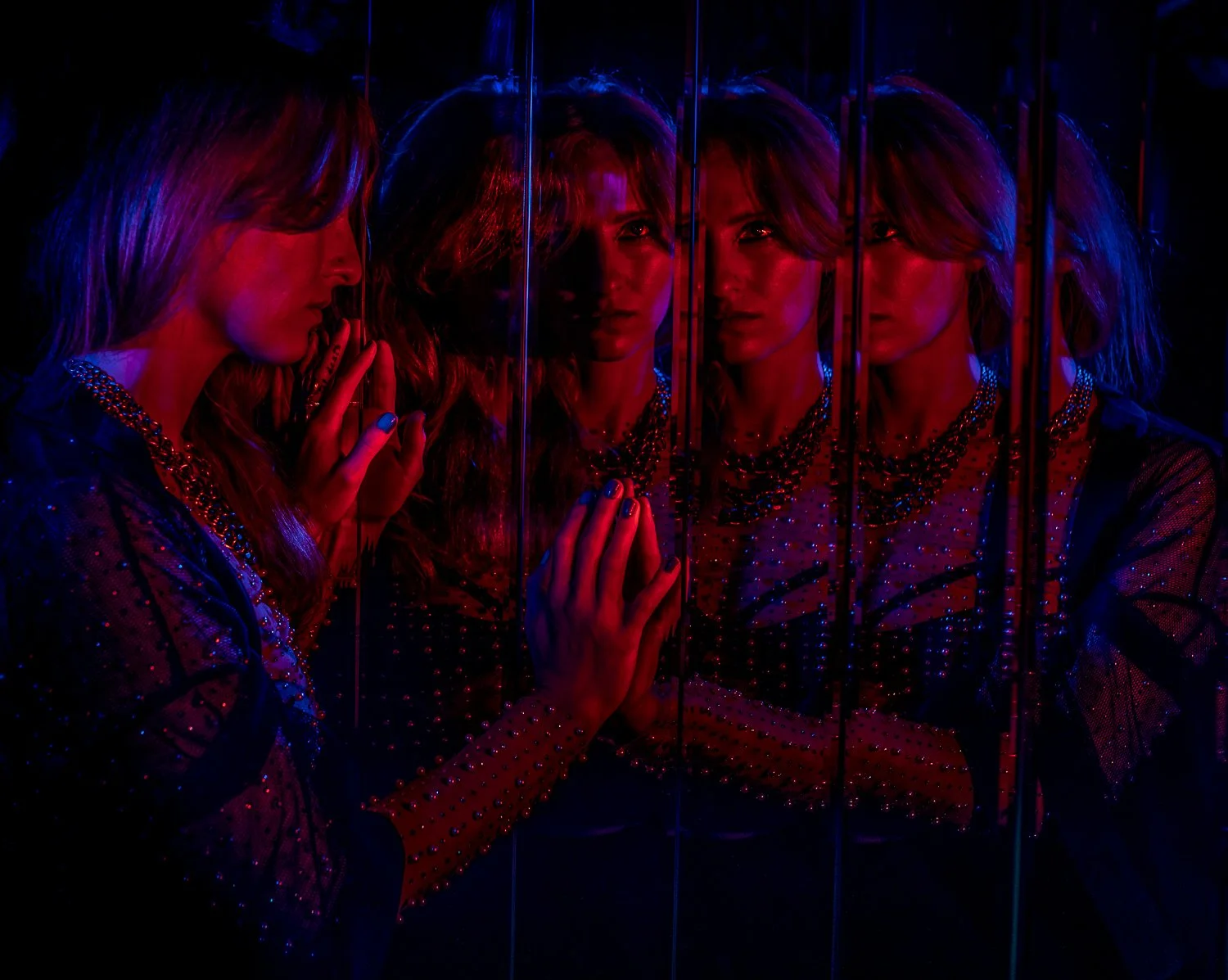 ELENA PHILIPS / HARPIST 