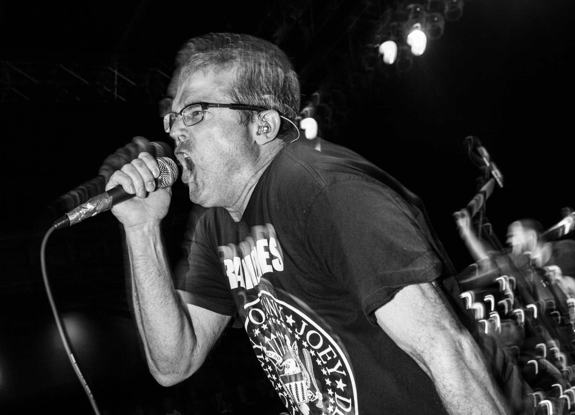 DESCENDENTS_02.jpg