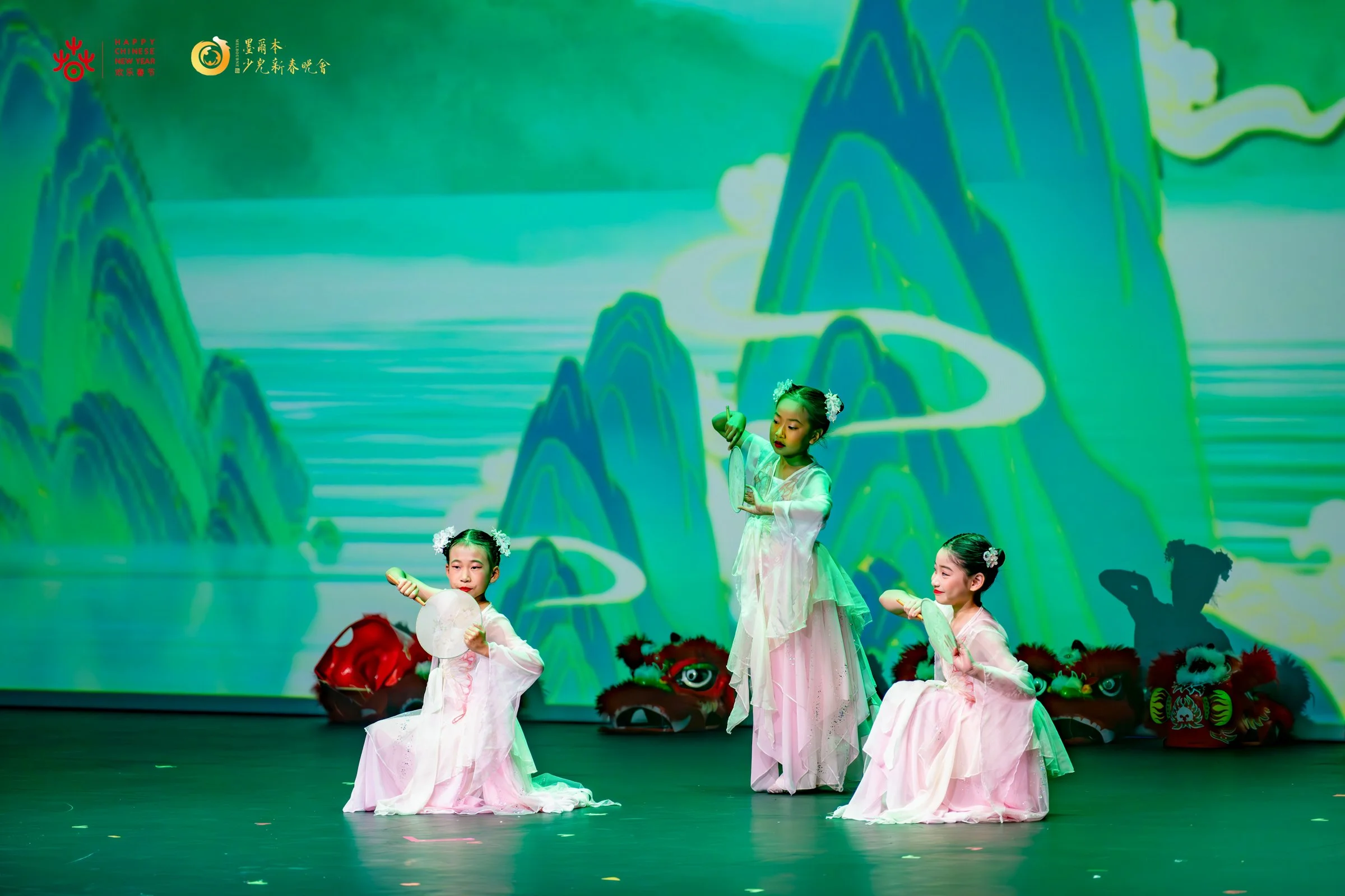 2025ChildrenSpringFestivalGala-29.jpg