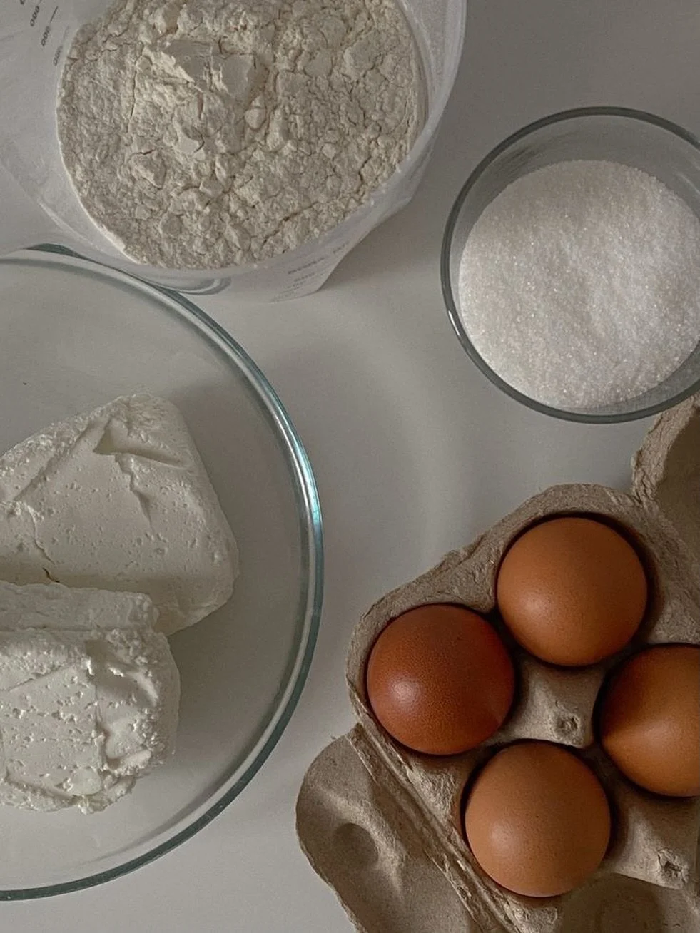 because i don&rsquo;t cut corners

everything is made from scratch
no artificial dyes
no pre-made mixes

just real ingredients + real flavor 🤍

once you taste the difference&hellip; you get it

#lexbakeshop #fromscratch #dyefree #customdesserts #dfw